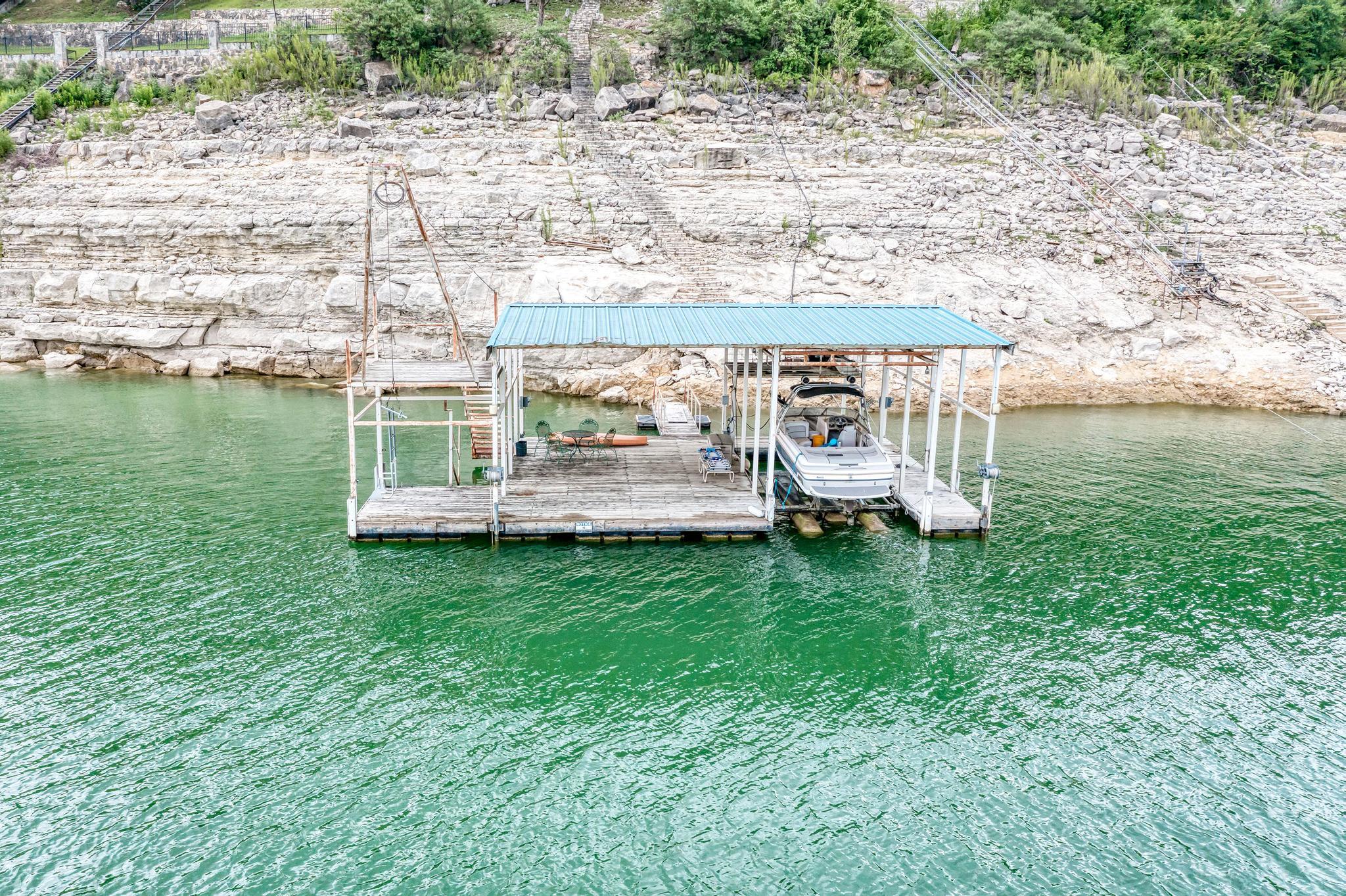 8130 JOY Rd, Volente, TX 78641