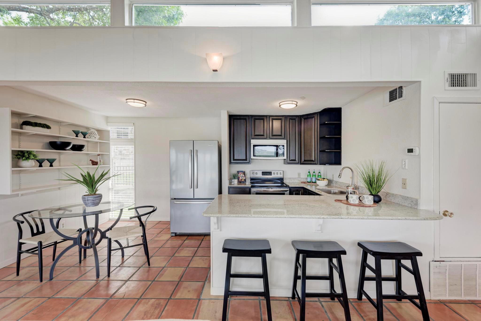 8130 JOY Rd, Volente, TX 78641