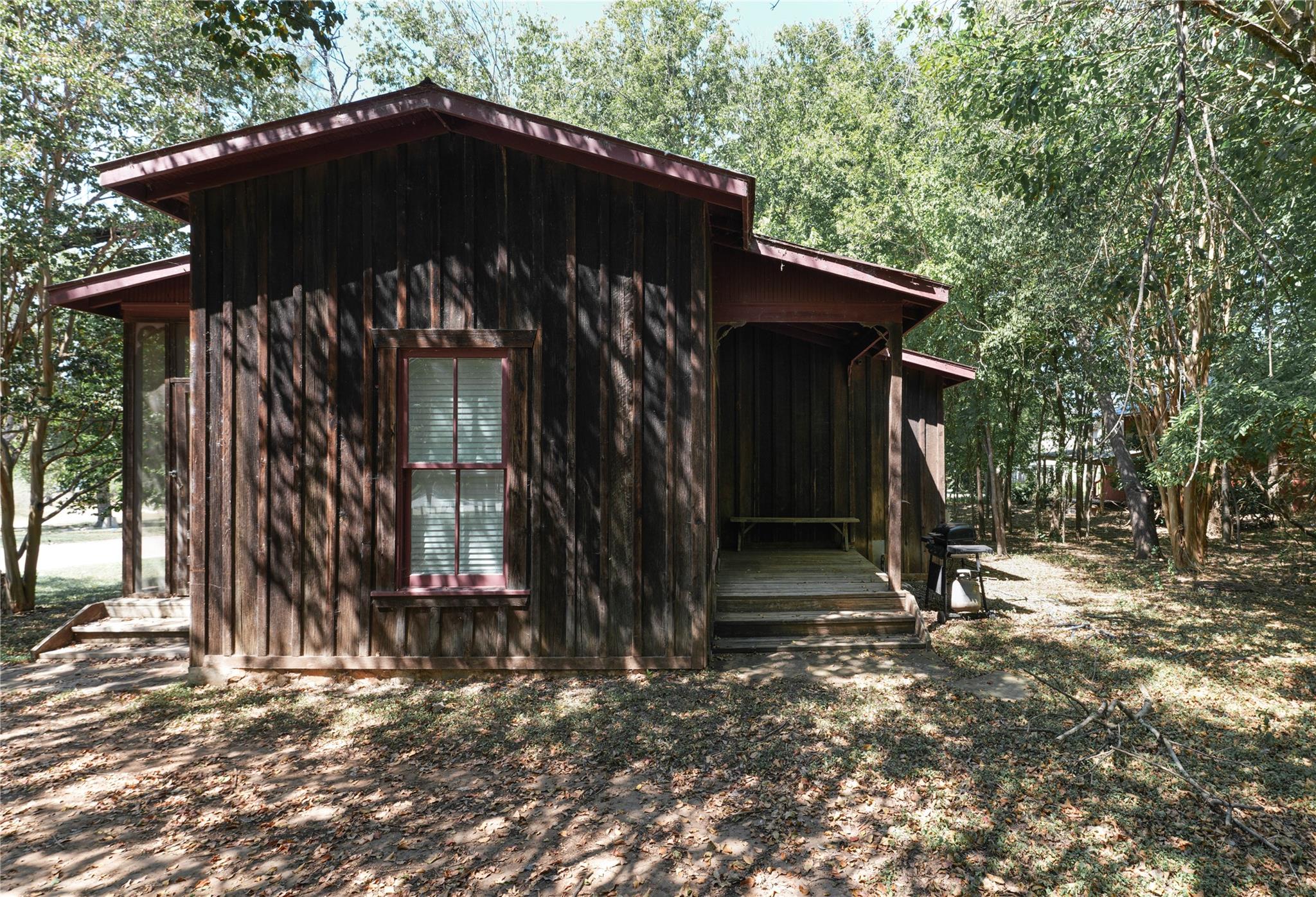 1001 King Ct, Kingsland, TX 78639