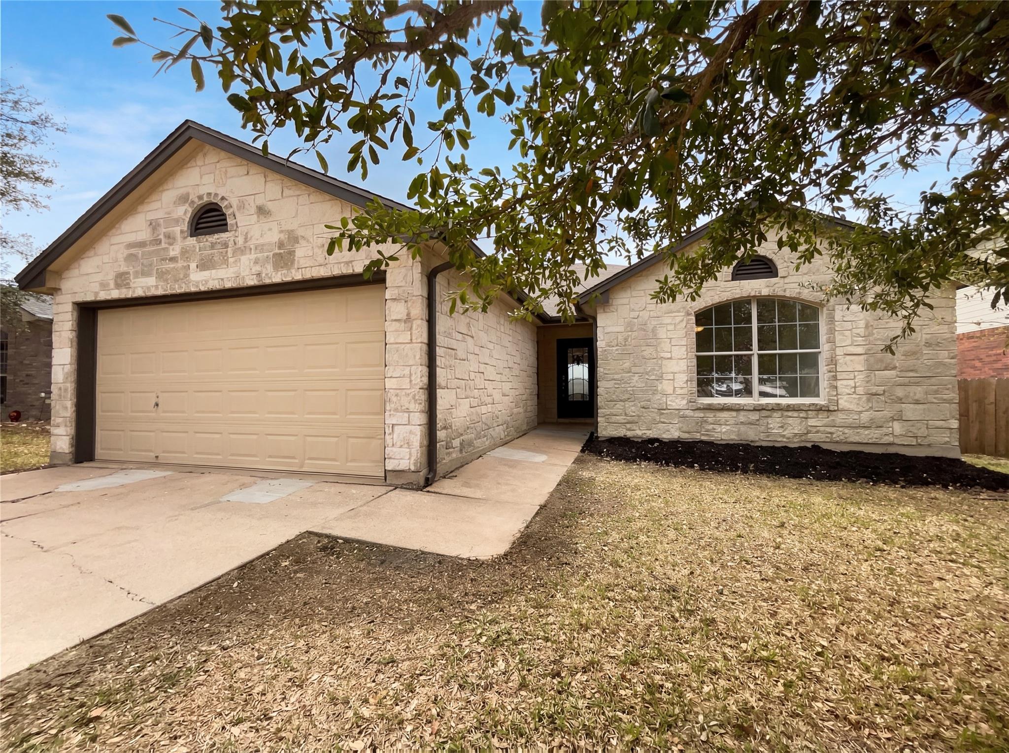506 Gettysburg Loop, Elgin, TX 78621