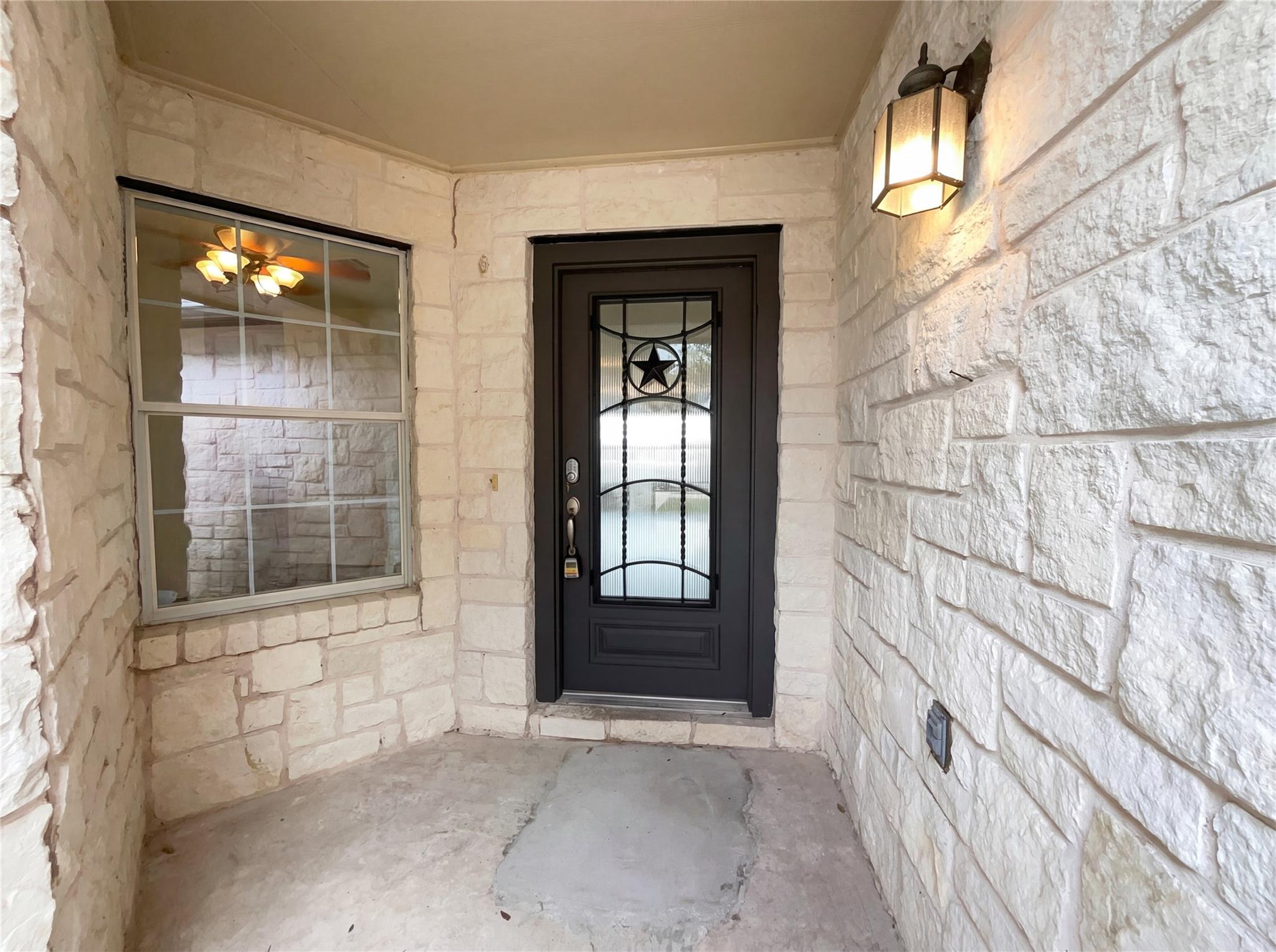 506 Gettysburg Loop, Elgin, TX 78621