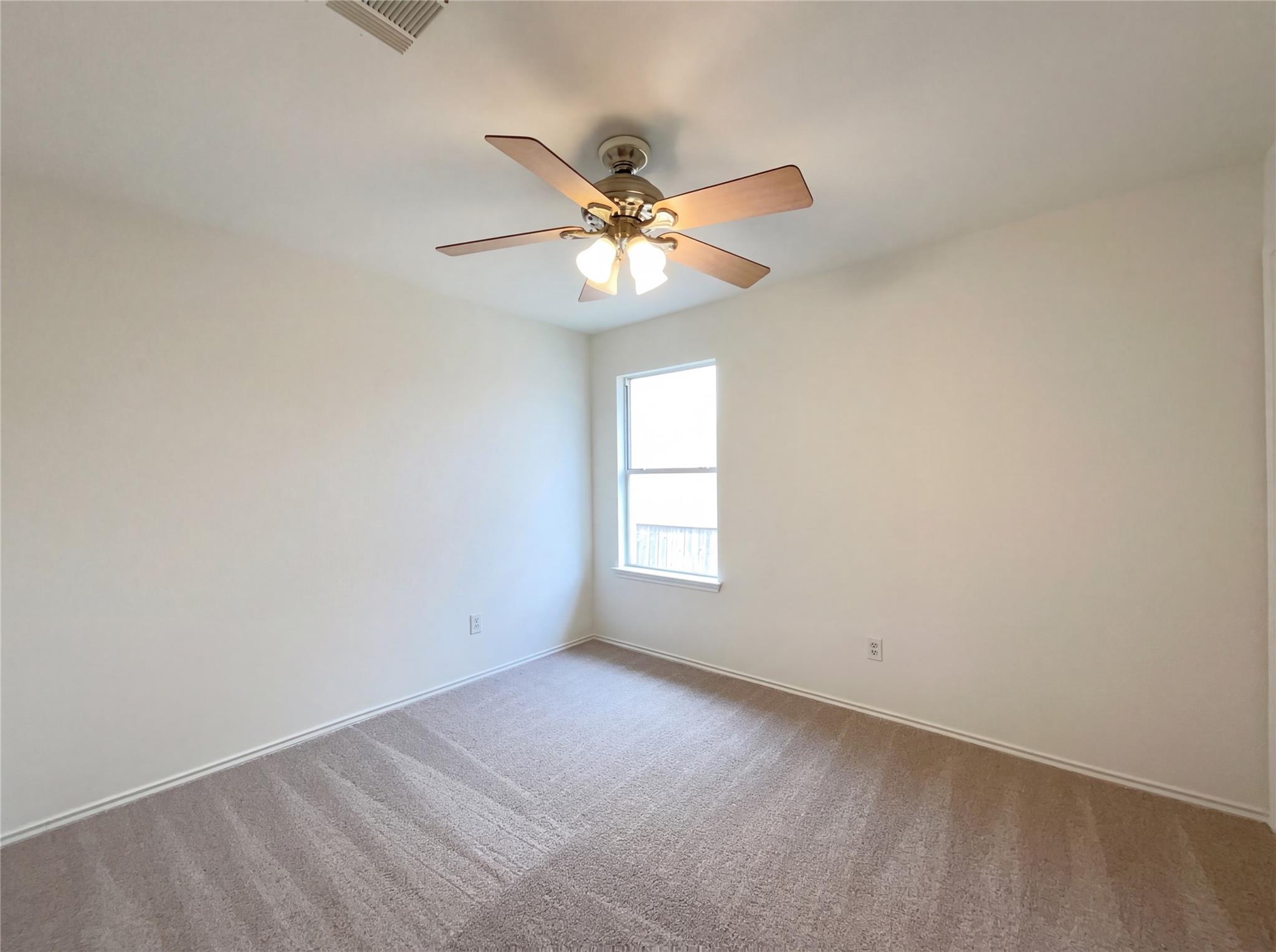 506 Gettysburg Loop, Elgin, TX 78621