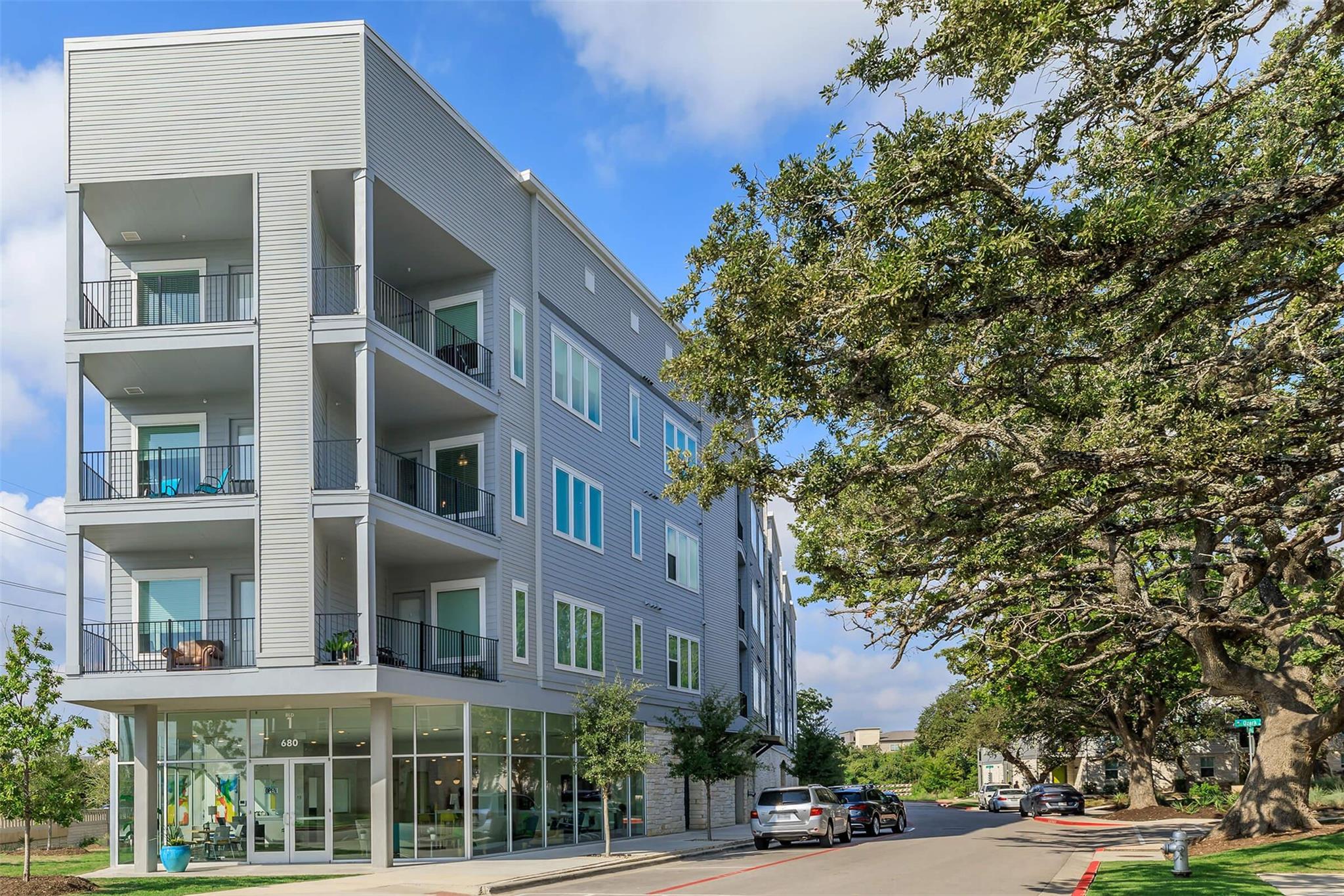 680 Naumann DR #A4 # A4, Leander, TX 78641