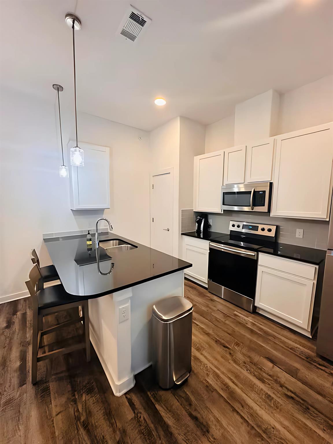 680 Naumann DR #A4 # A4, Leander, TX 78641