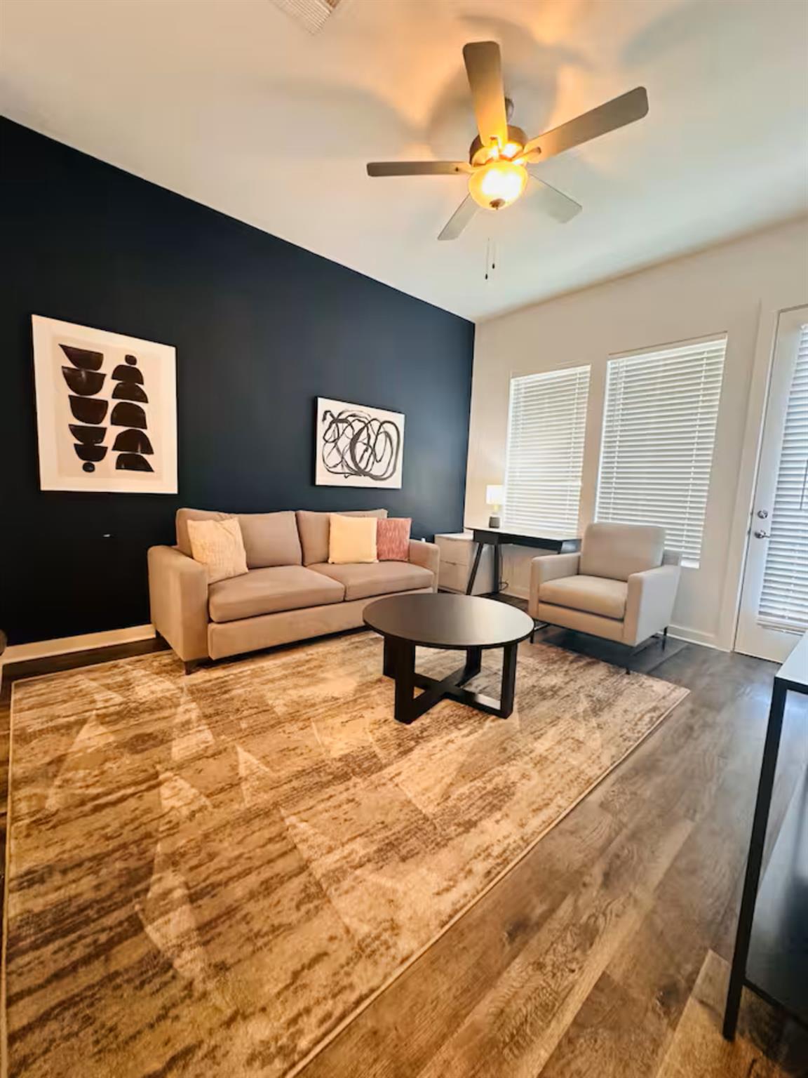 680 Naumann DR #A4 # A4, Leander, TX 78641