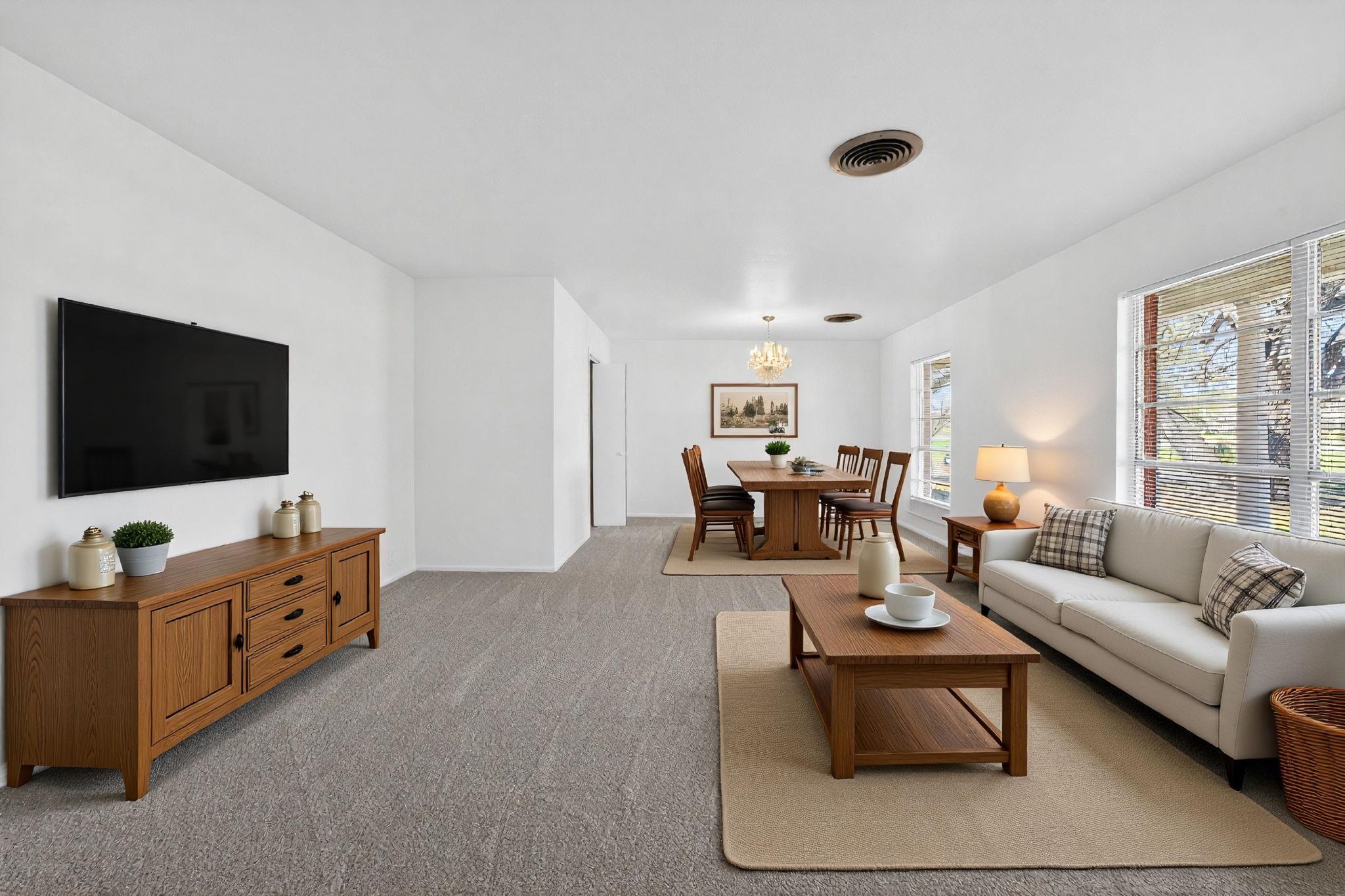 514 Hospital Blvd, Floresville, TX 78114