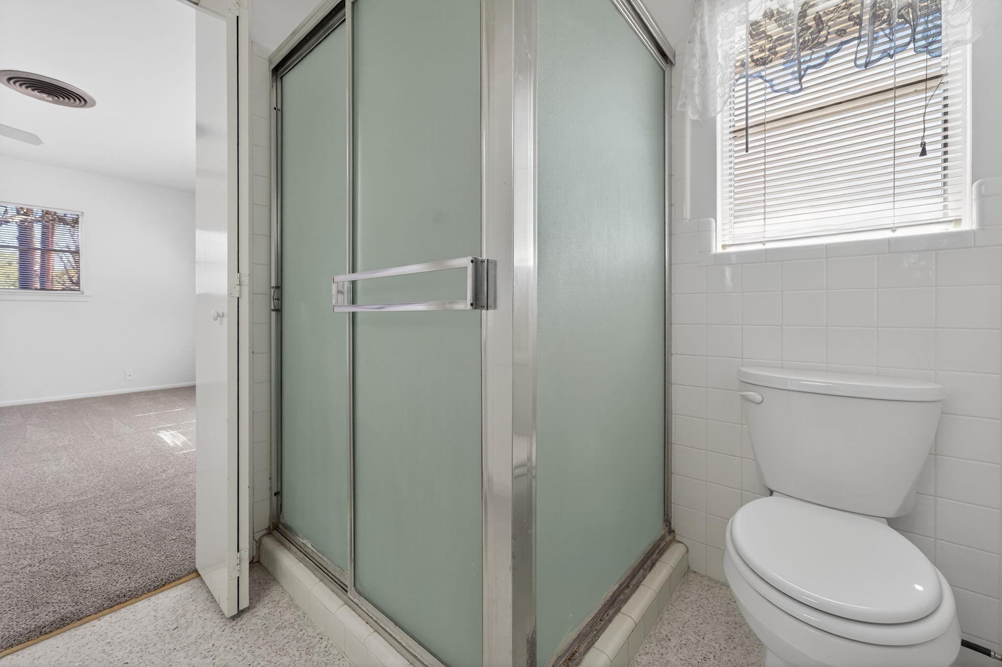 514 Hospital Blvd, Floresville, TX 78114