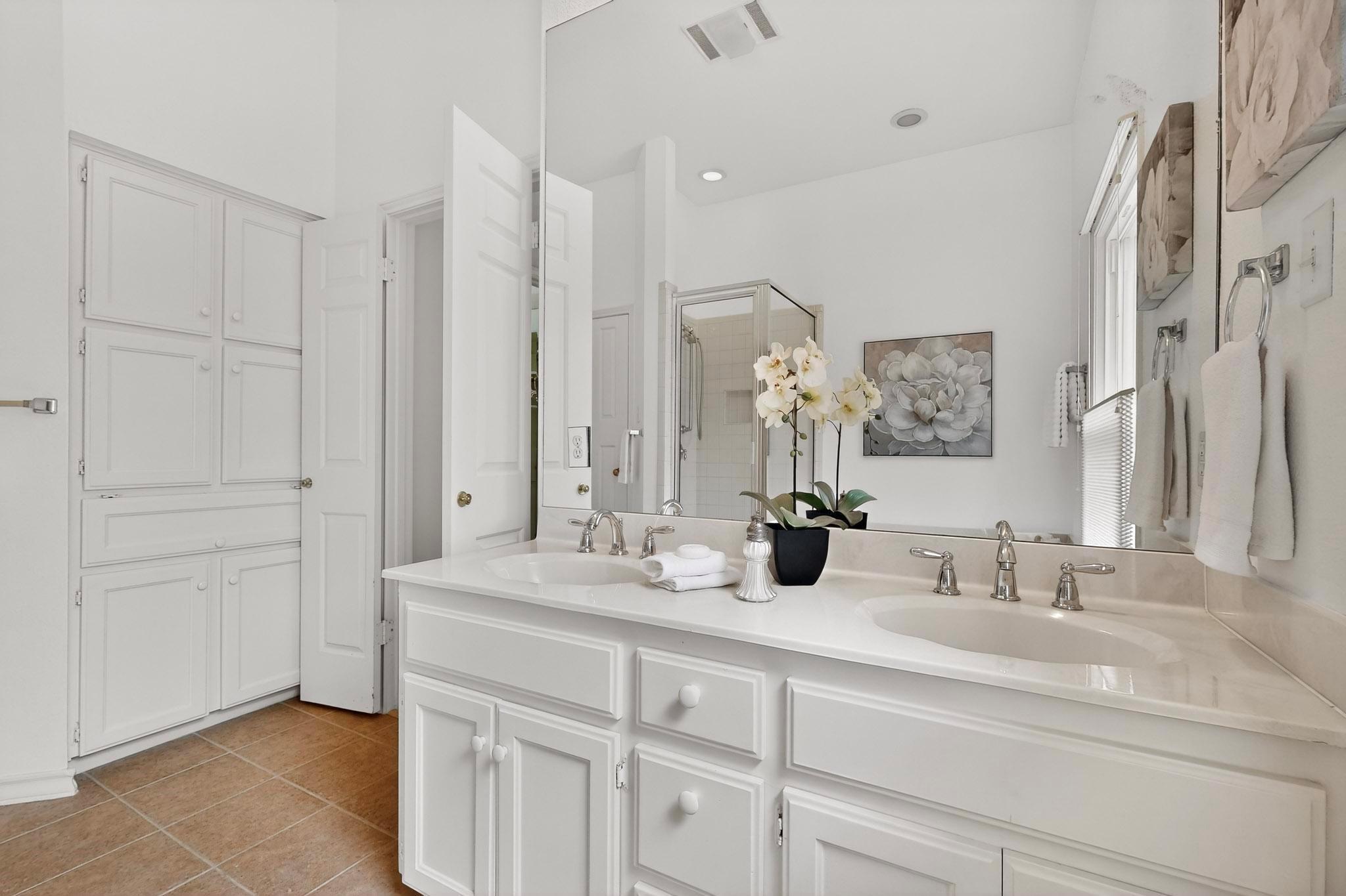 2203 Onion Creek Pkwy # 8, Austin, TX 78747