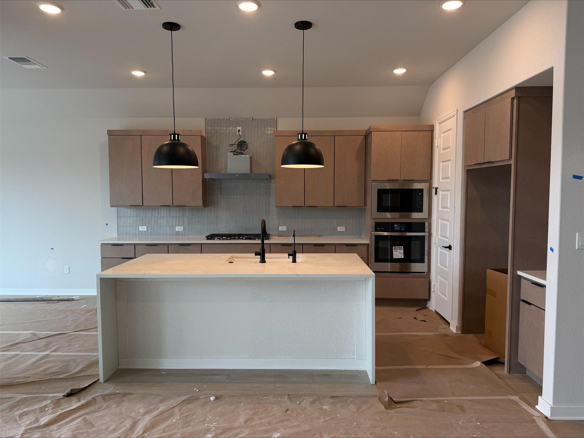 326 Big Banyan Drive, Dripping Springs, TX 78620