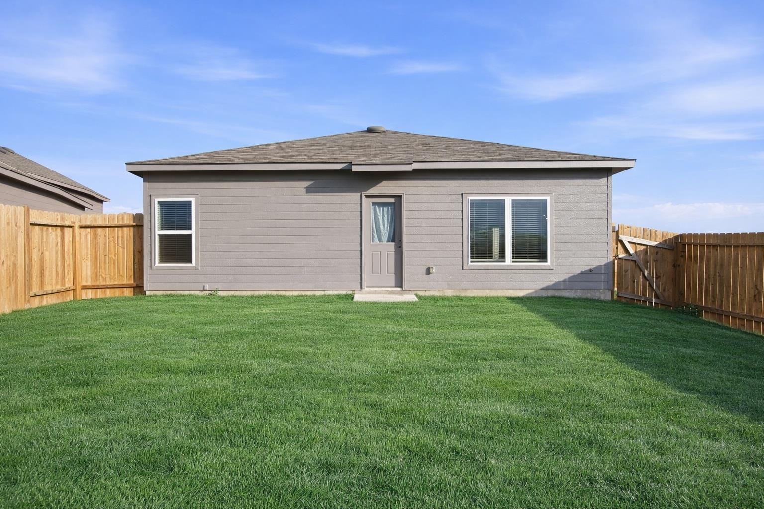 292 Legacy Cir, New Braunfels, TX 78130