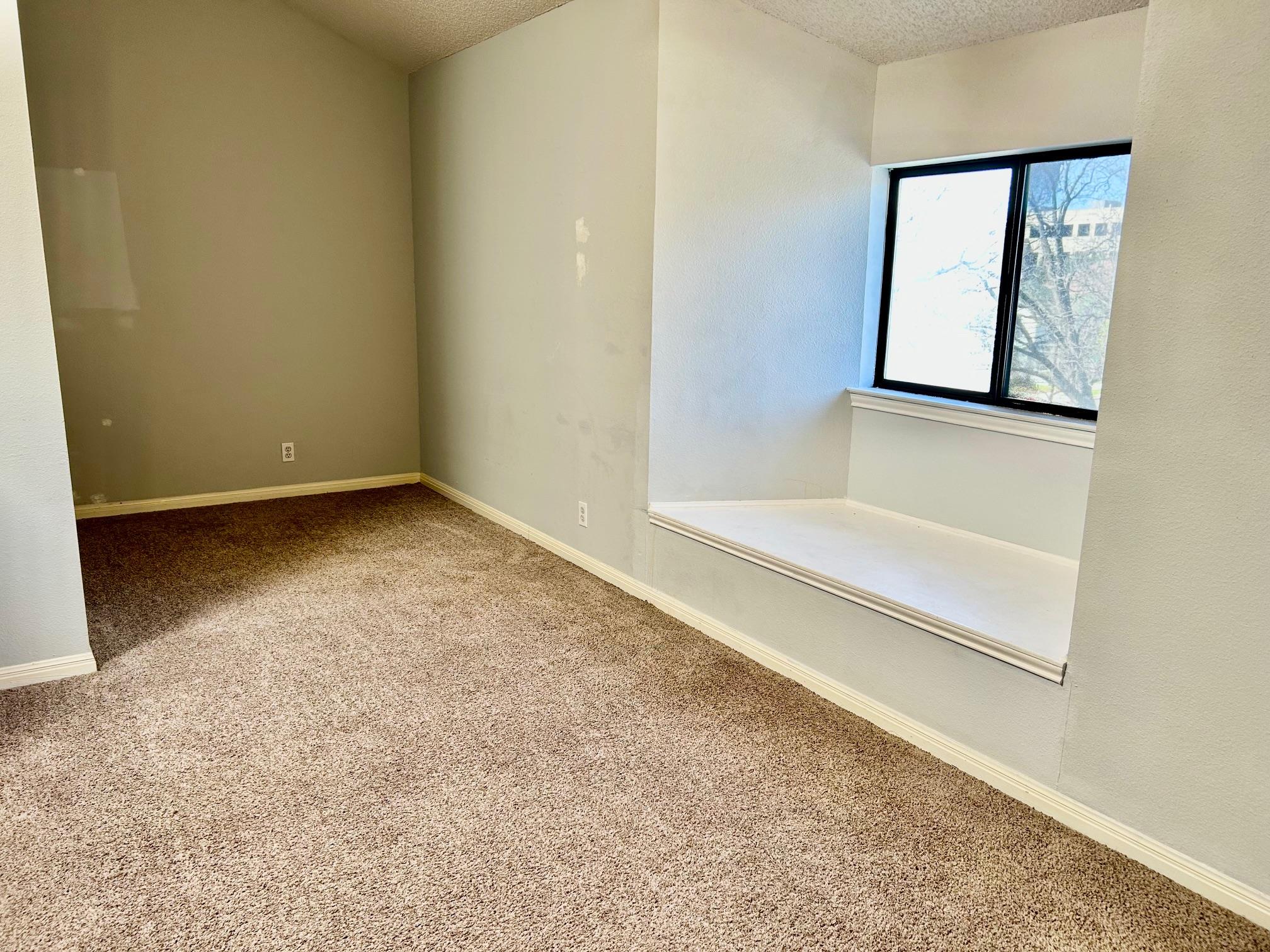 502 W 17th St # K, Austin, TX 78701