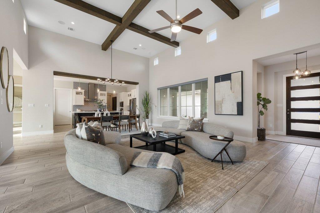 311 Bowcross Pt, Austin, TX 78738