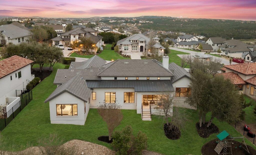 311 Bowcross Pt, Austin, TX 78738