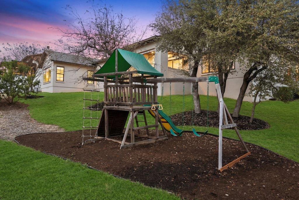 311 Bowcross Pt, Austin, TX 78738