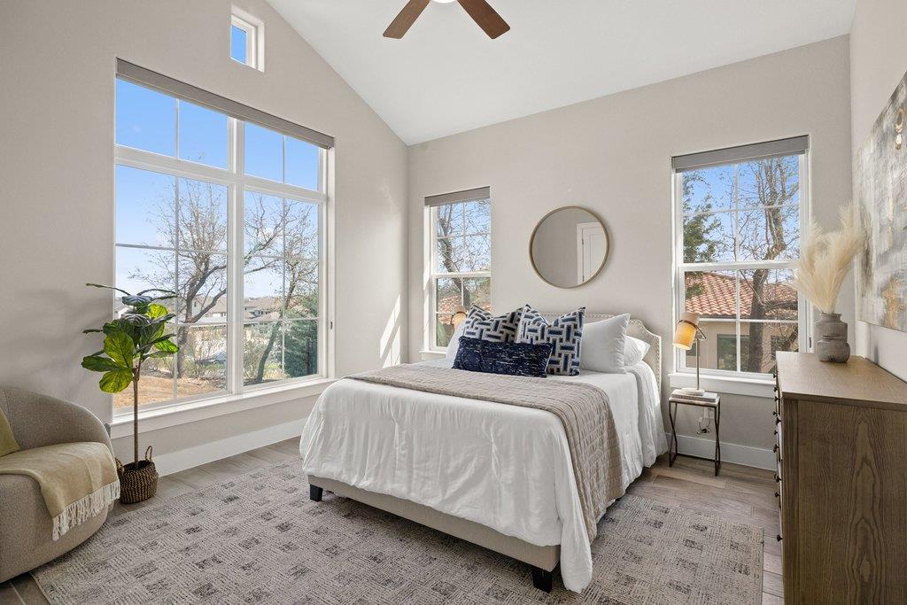 311 Bowcross Pt, Austin, TX 78738