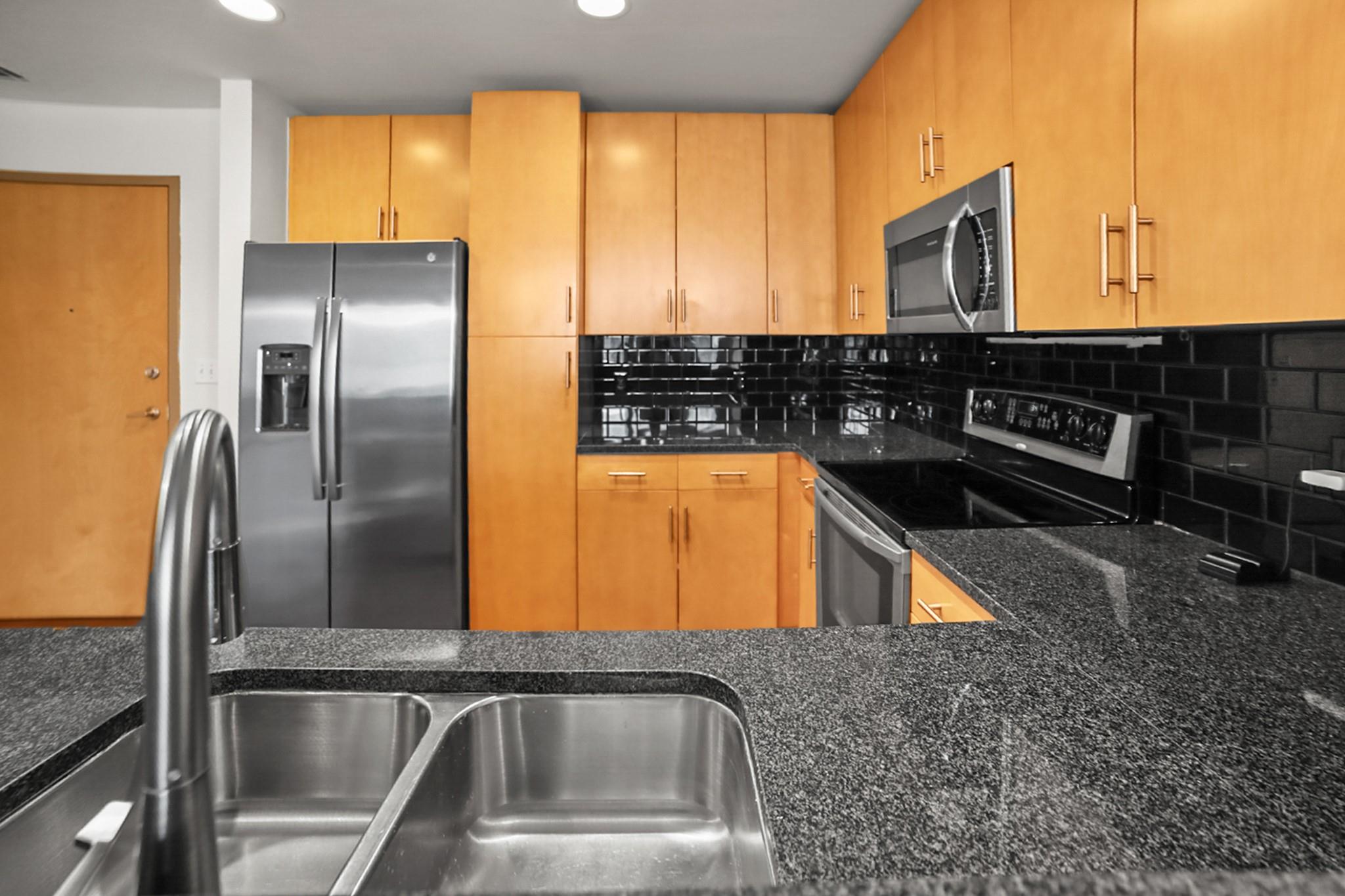 360 Nueces St # 1805, Austin, TX 78701