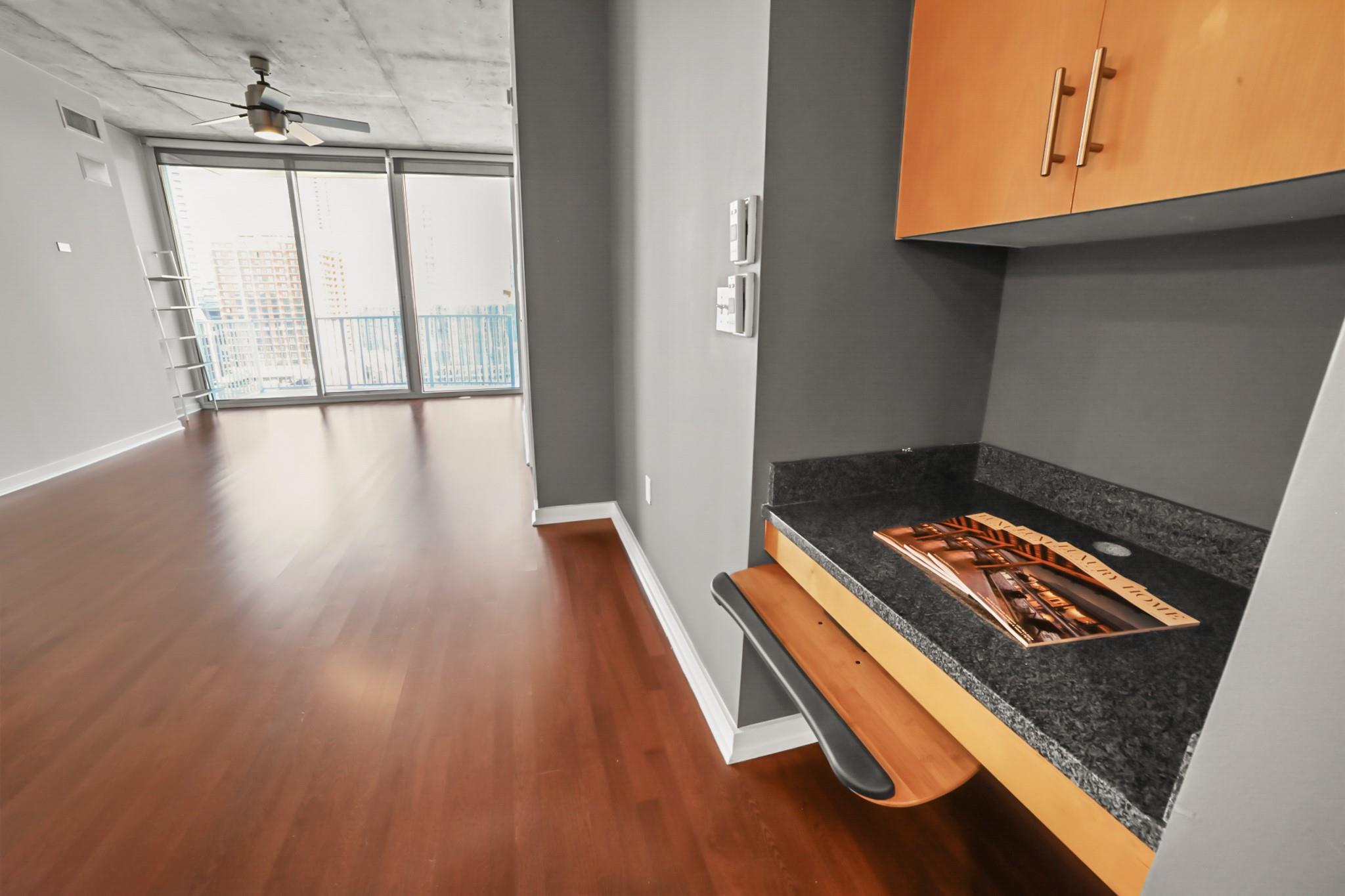 360 Nueces St # 1805, Austin, TX 78701