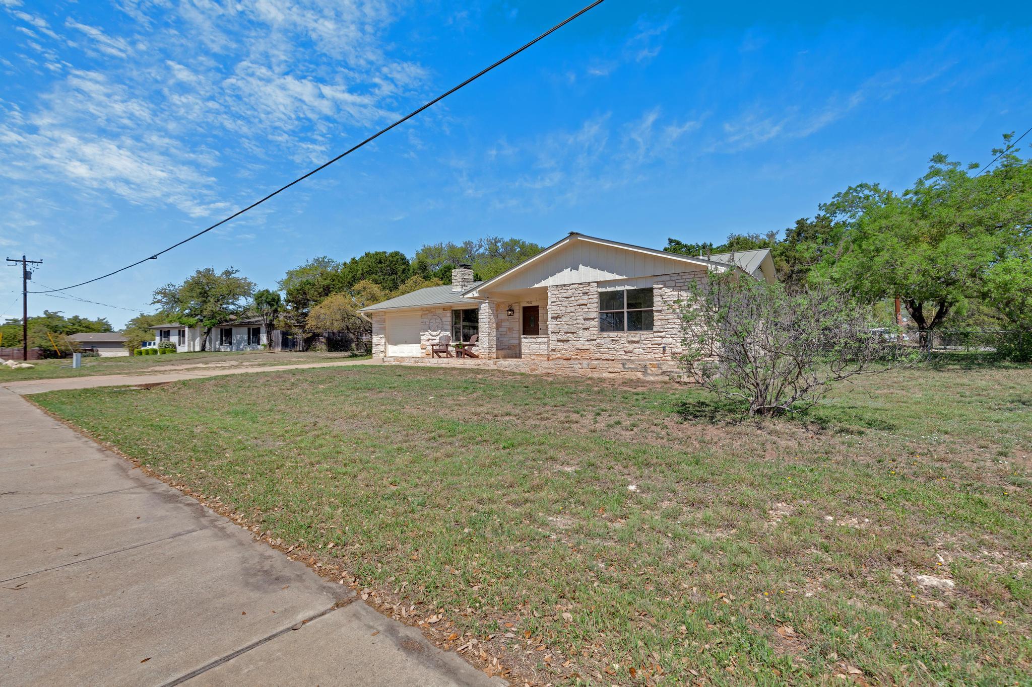 7902 Bar K Ranch Rd, Lago Vista, TX 78645