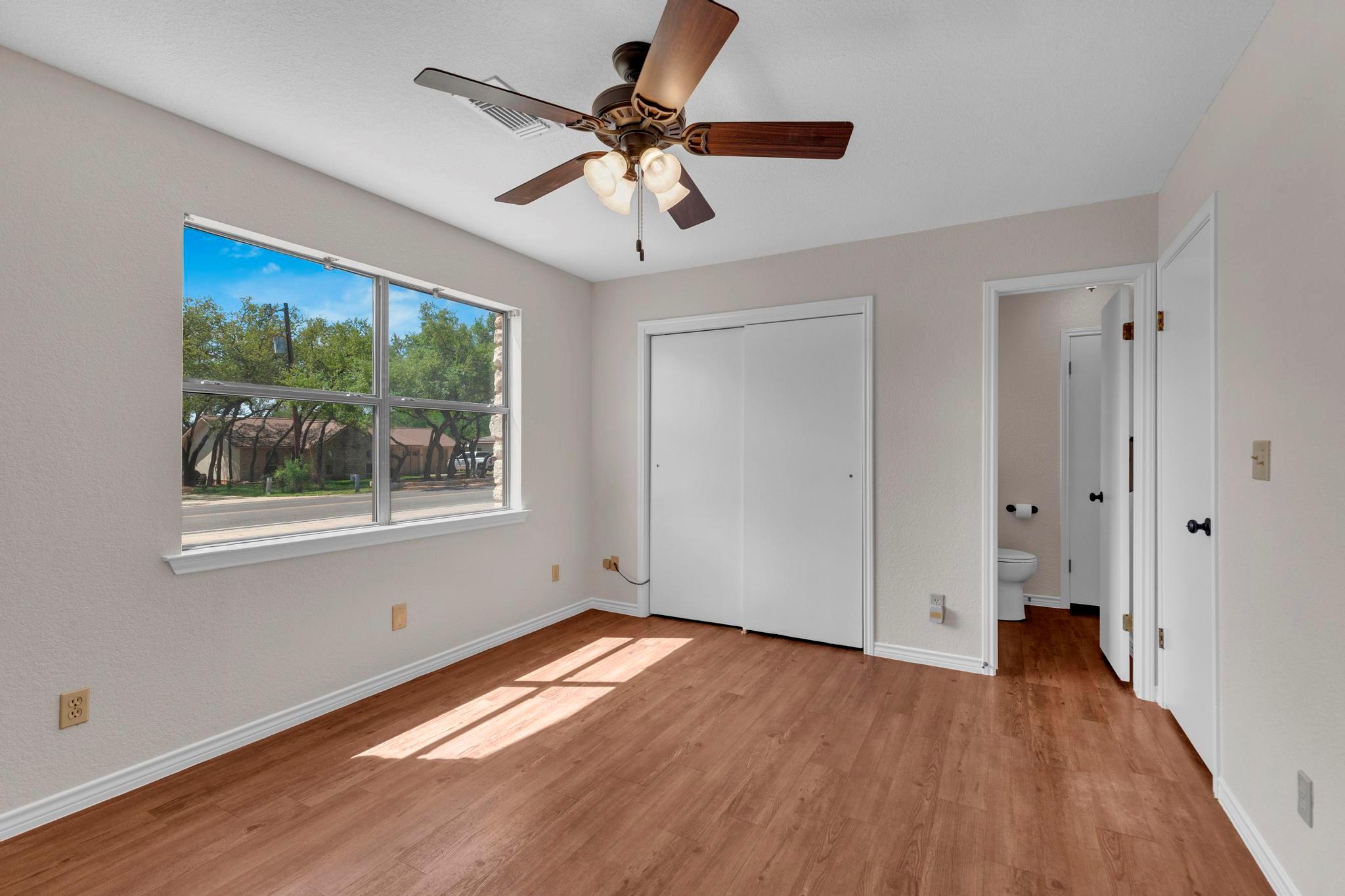 7902 Bar K Ranch Rd, Lago Vista, TX 78645