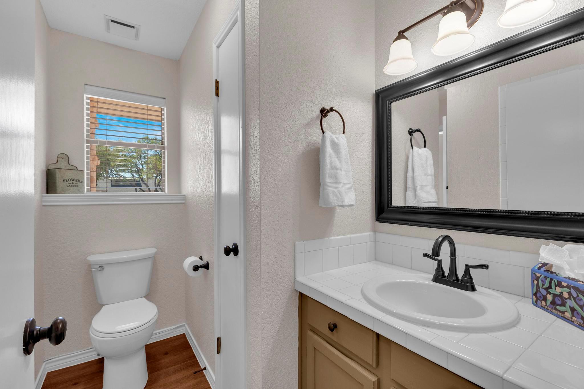 7902 Bar K Ranch Rd, Lago Vista, TX 78645