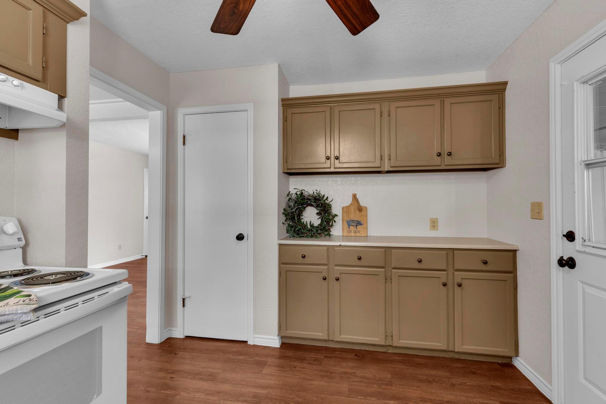 7902 Bar K Ranch Rd, Lago Vista, TX 78645