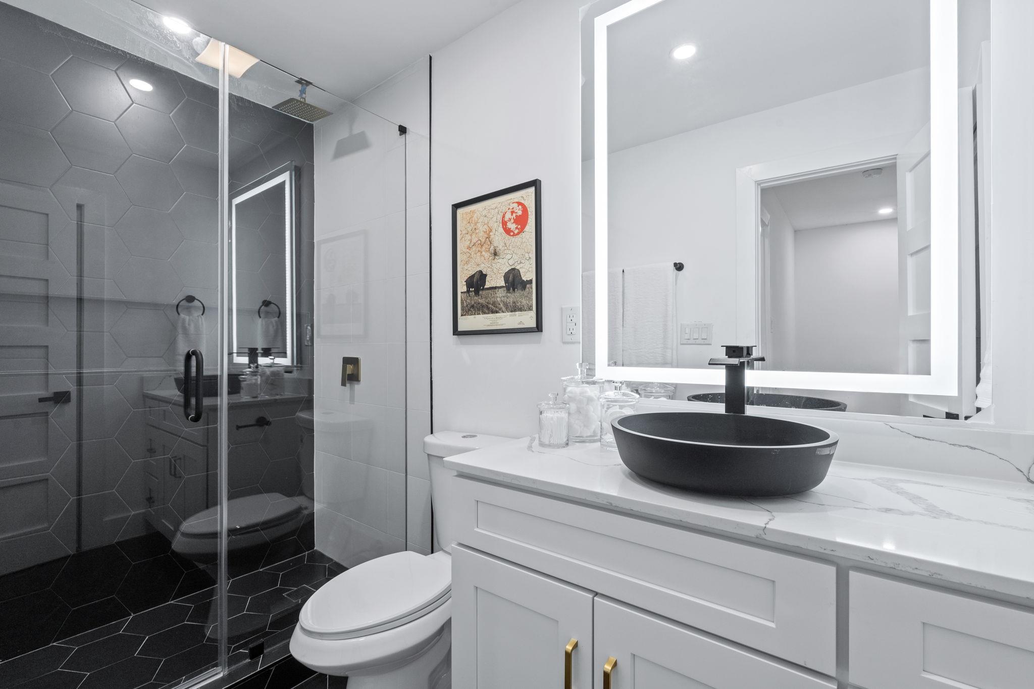 2706 Wheless Ln # Bldg 3, Austin, TX 78723