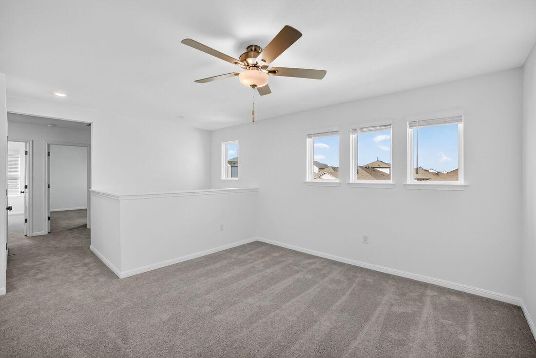 14101 Axel Johanson Dr, Del Valle, TX 78617