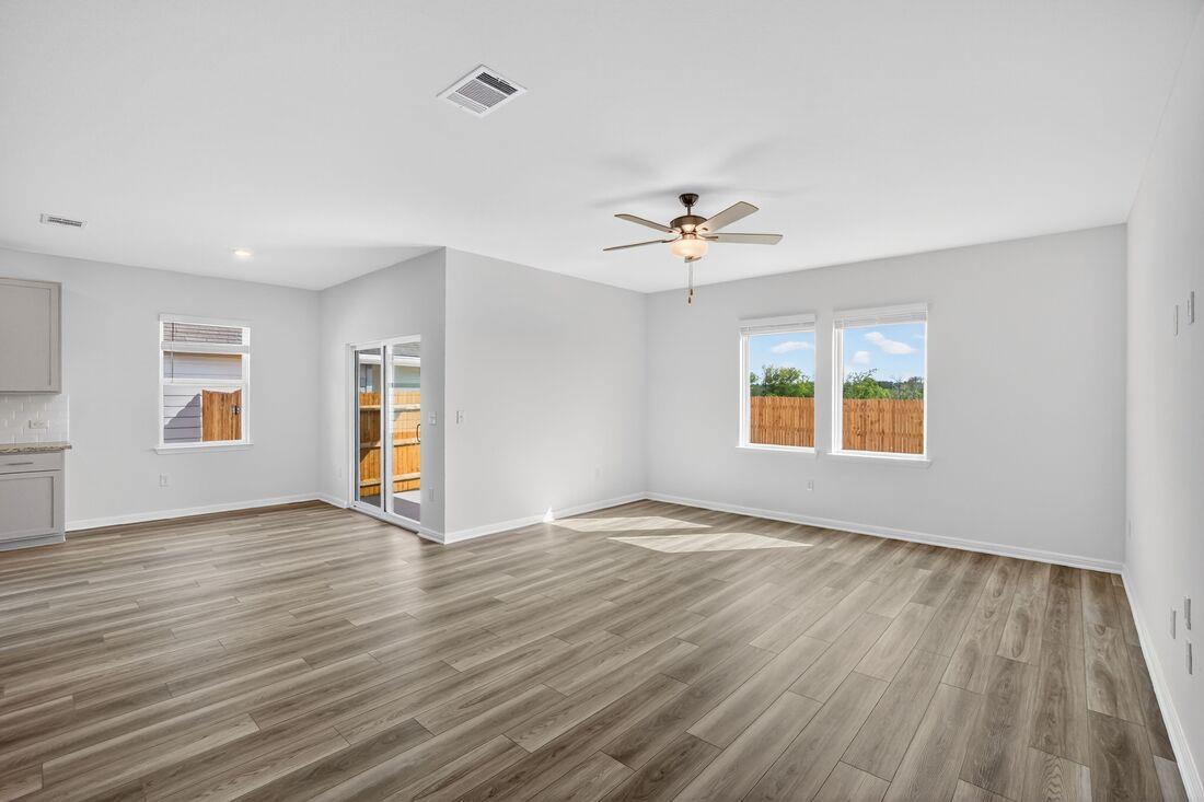 14101 Axel Johanson Dr, Del Valle, TX 78617