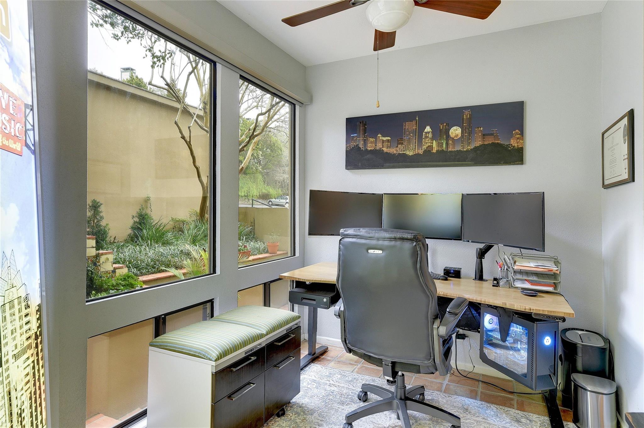 1735 Spyglass Dr # 117, Austin, TX 78746