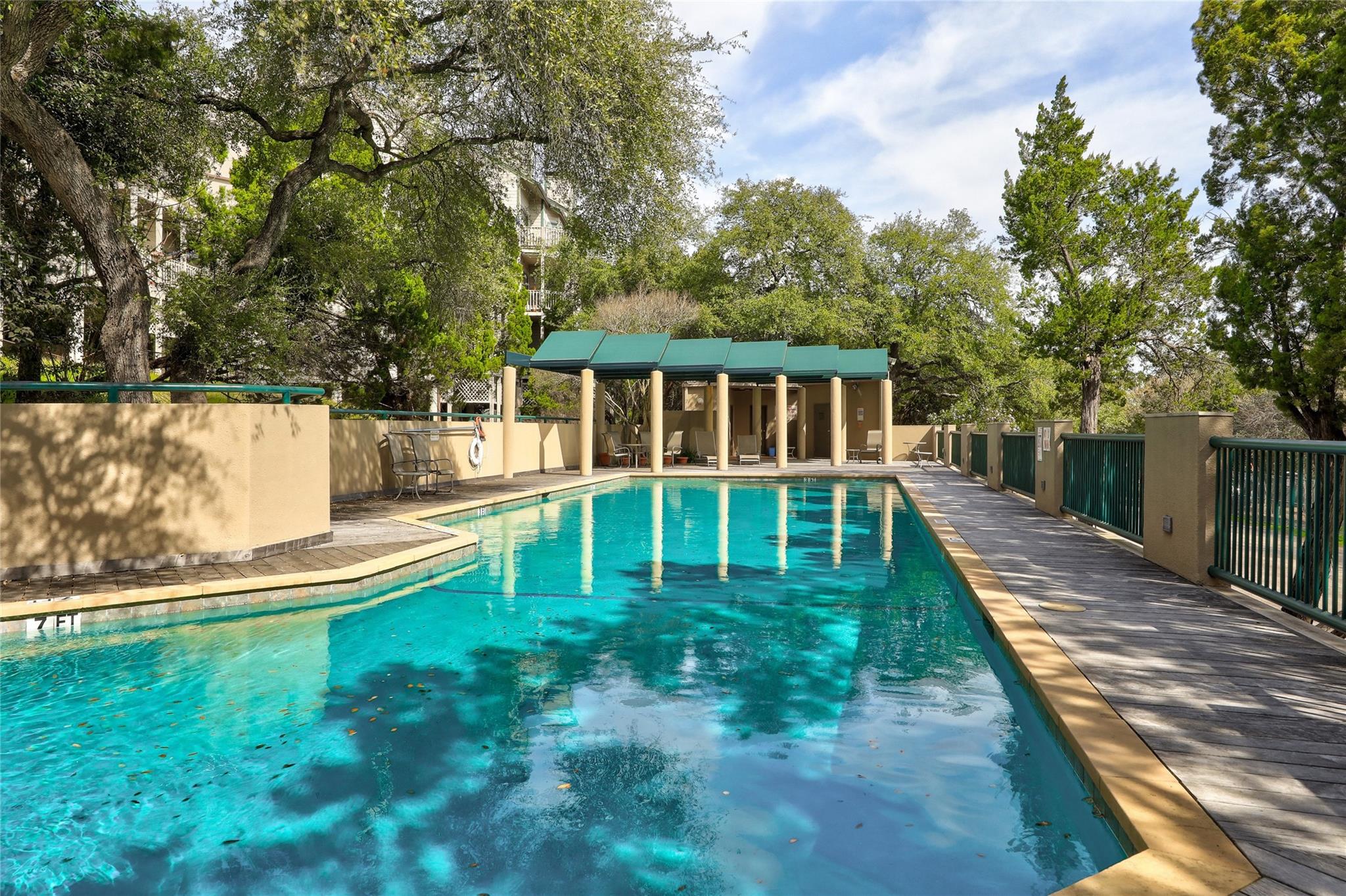 1735 Spyglass Dr # 117, Austin, TX 78746