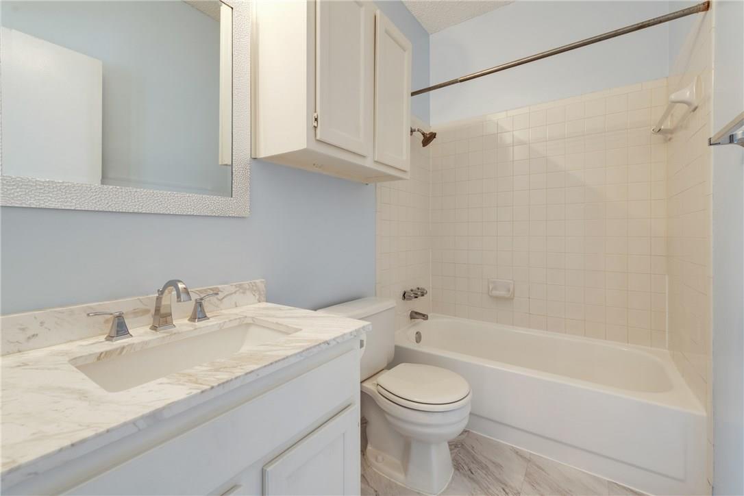 802 S 1st St # 219, Austin, TX 78704