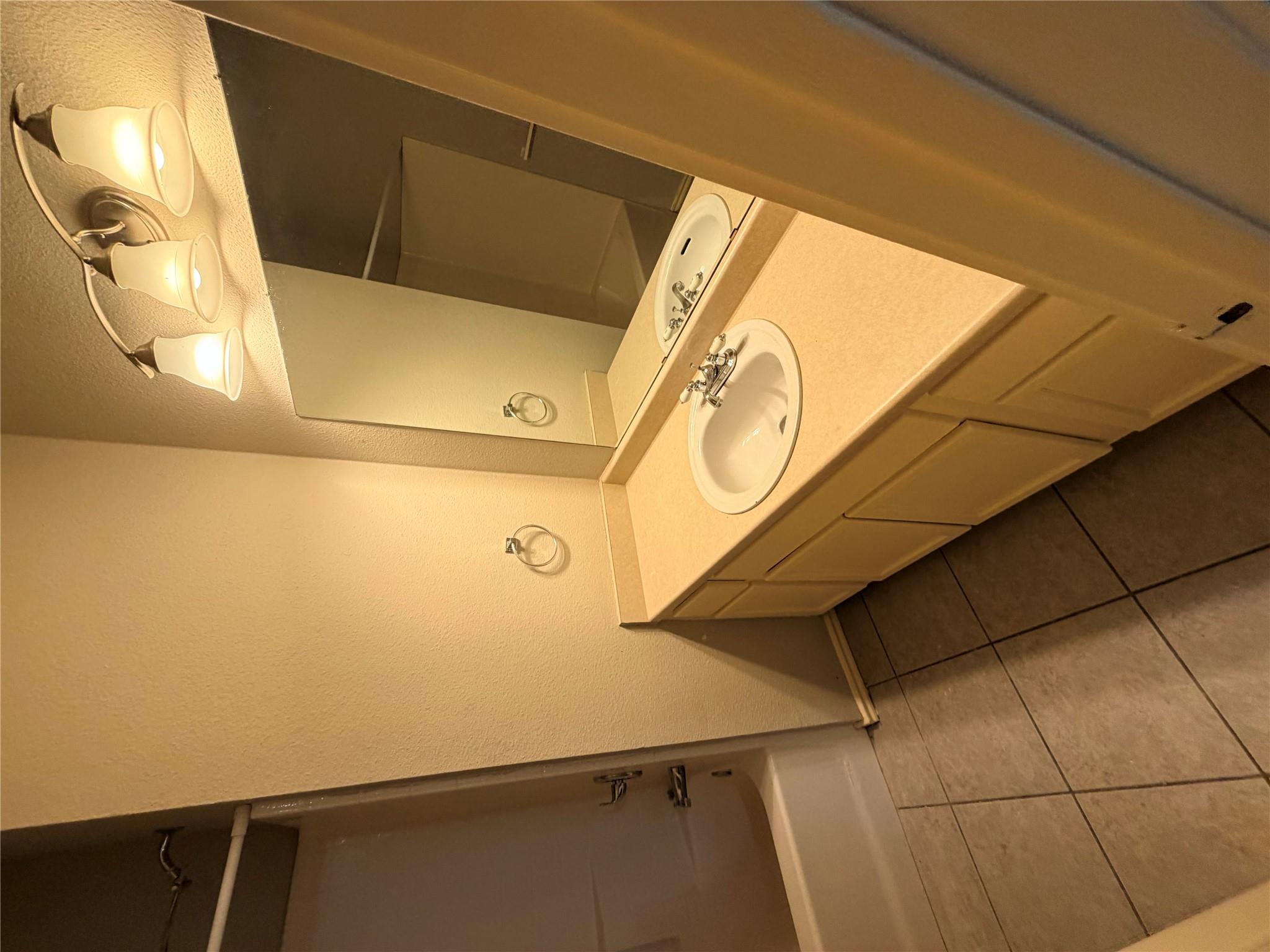 508 Tablerock Cir # A, Leander, TX 78641