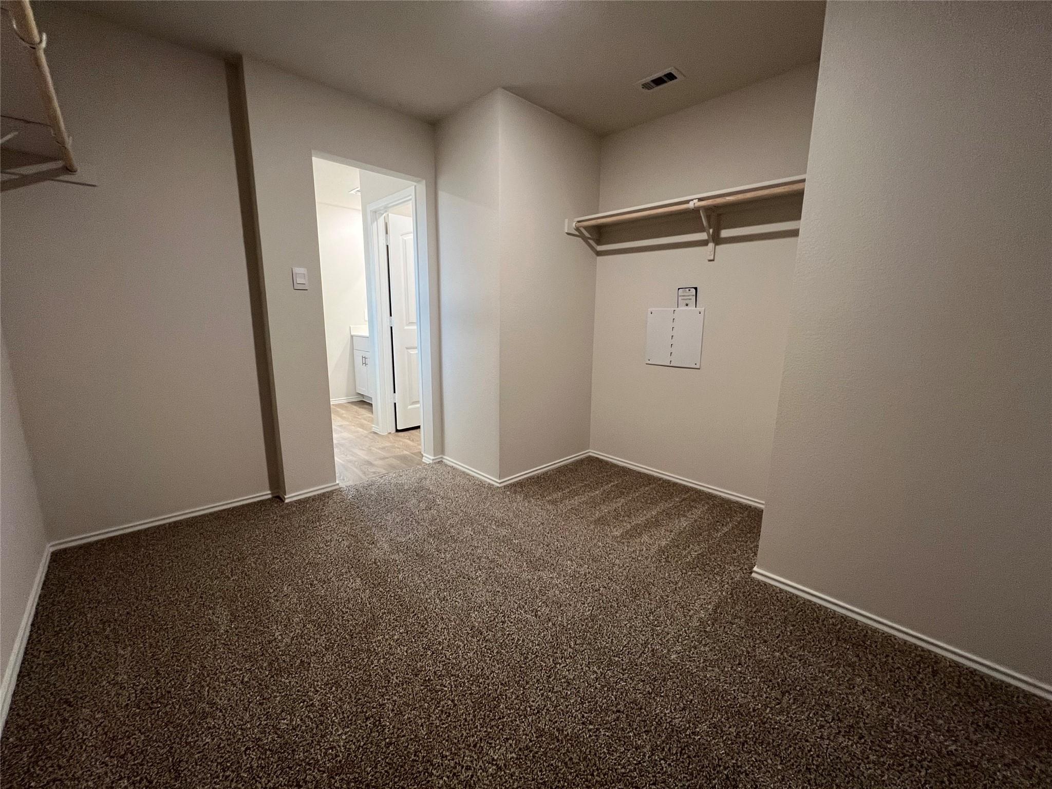 305 Wirecrested Dr, Lockhart, TX 78644