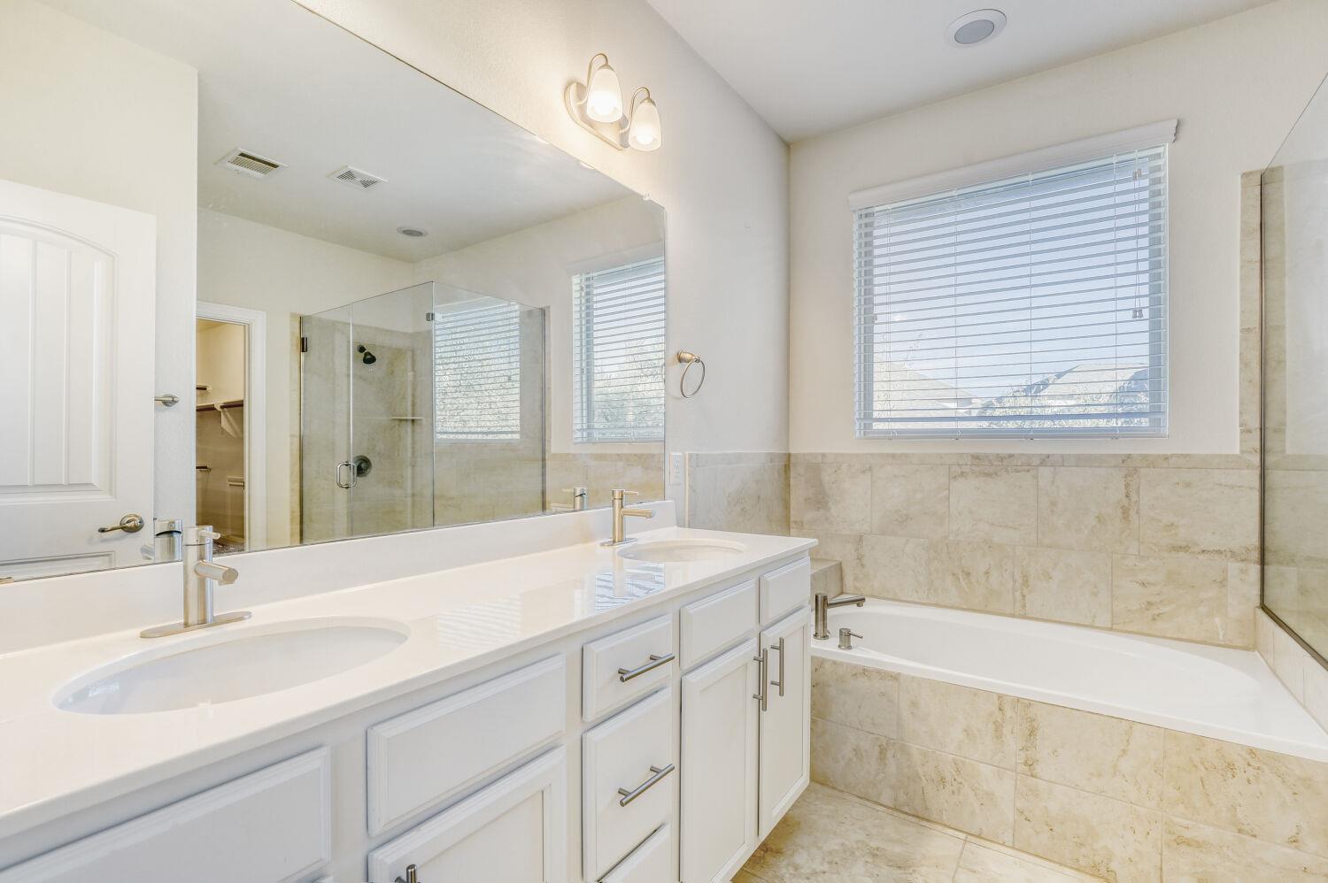 600 Acadia Bnd, Cedar Park, TX 78613