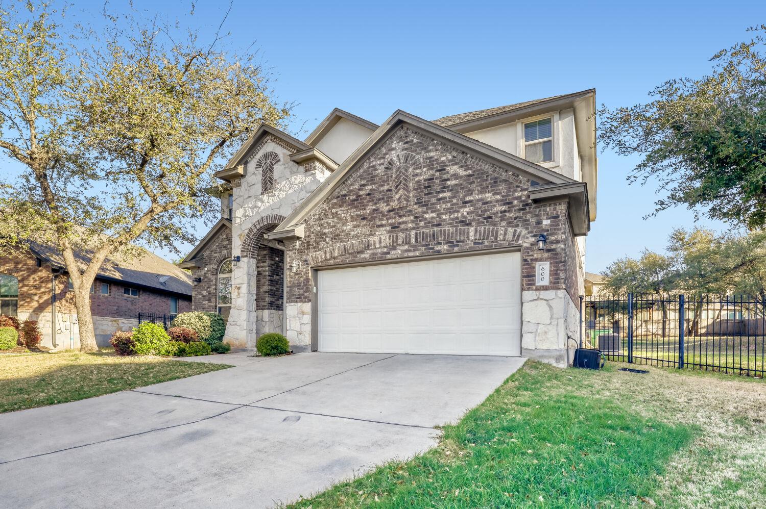 600 Acadia Bnd, Cedar Park, TX 78613