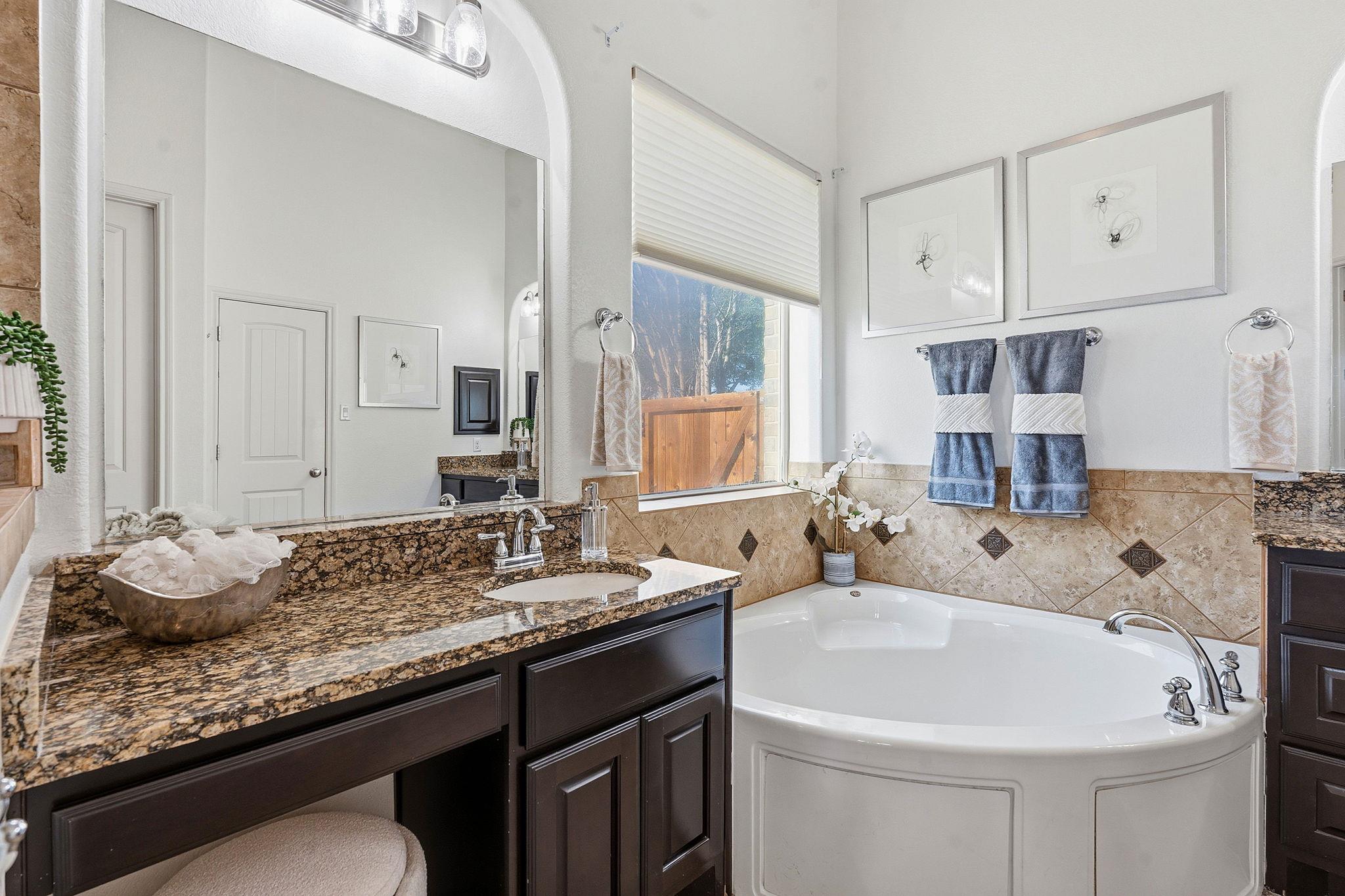 12528 Bismark Dr, Austin, TX 78748