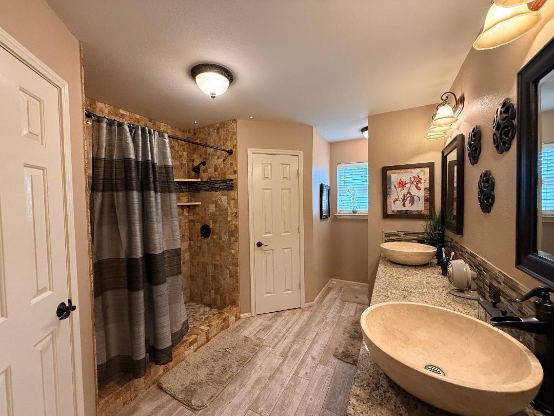 2628 County Road 316, Lexington, TX 78947