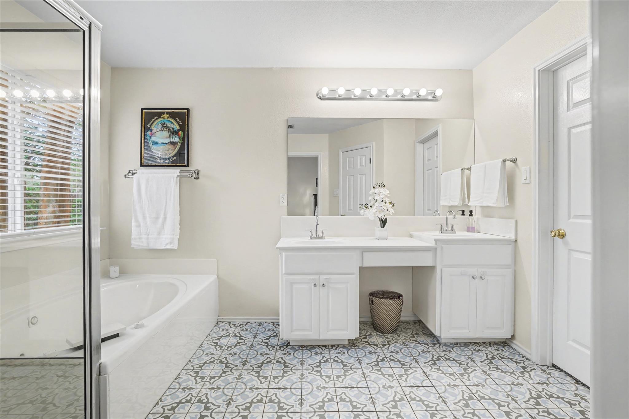 16919 Mouse Trap Dr, Round Rock, TX 78681