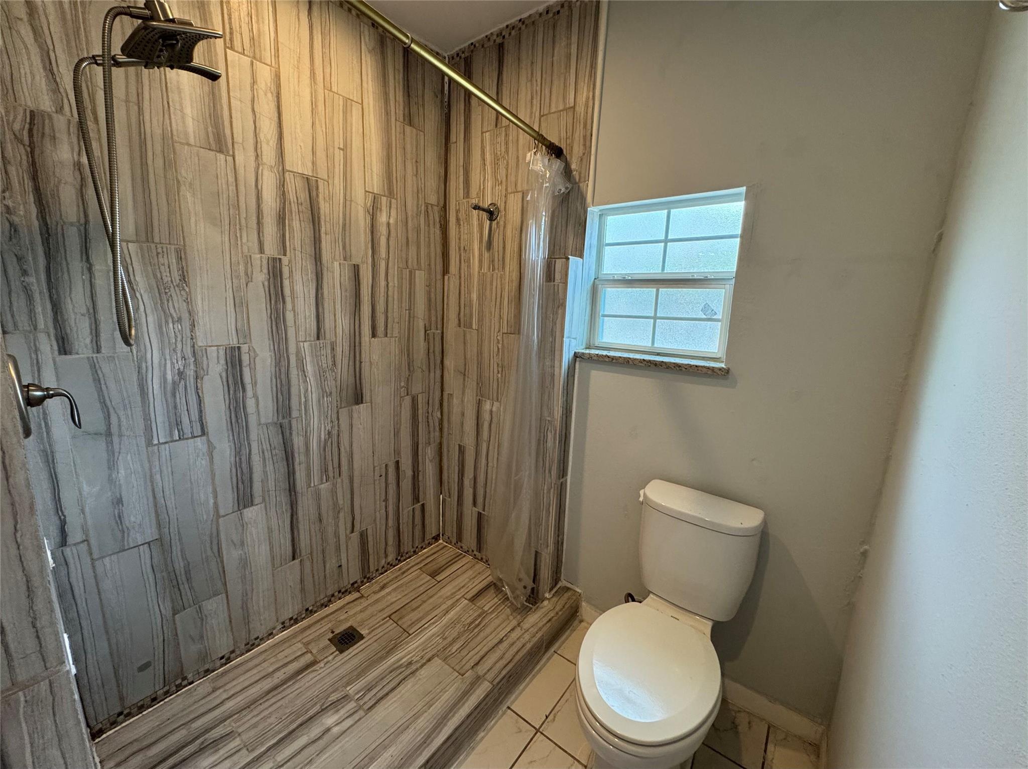 1402 Mardell St, San Antonio, TX 78201