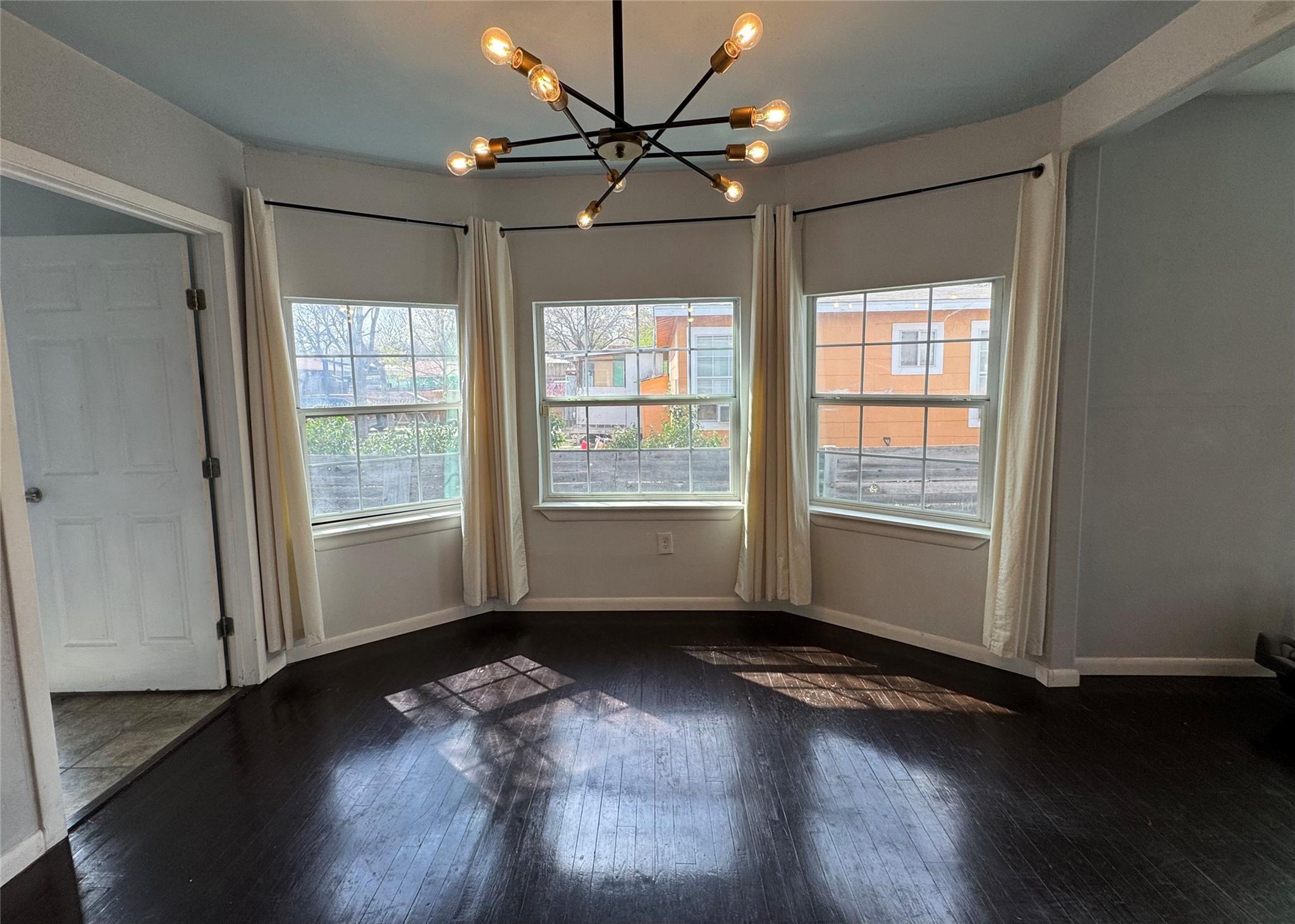 1402 Mardell St, San Antonio, TX 78201