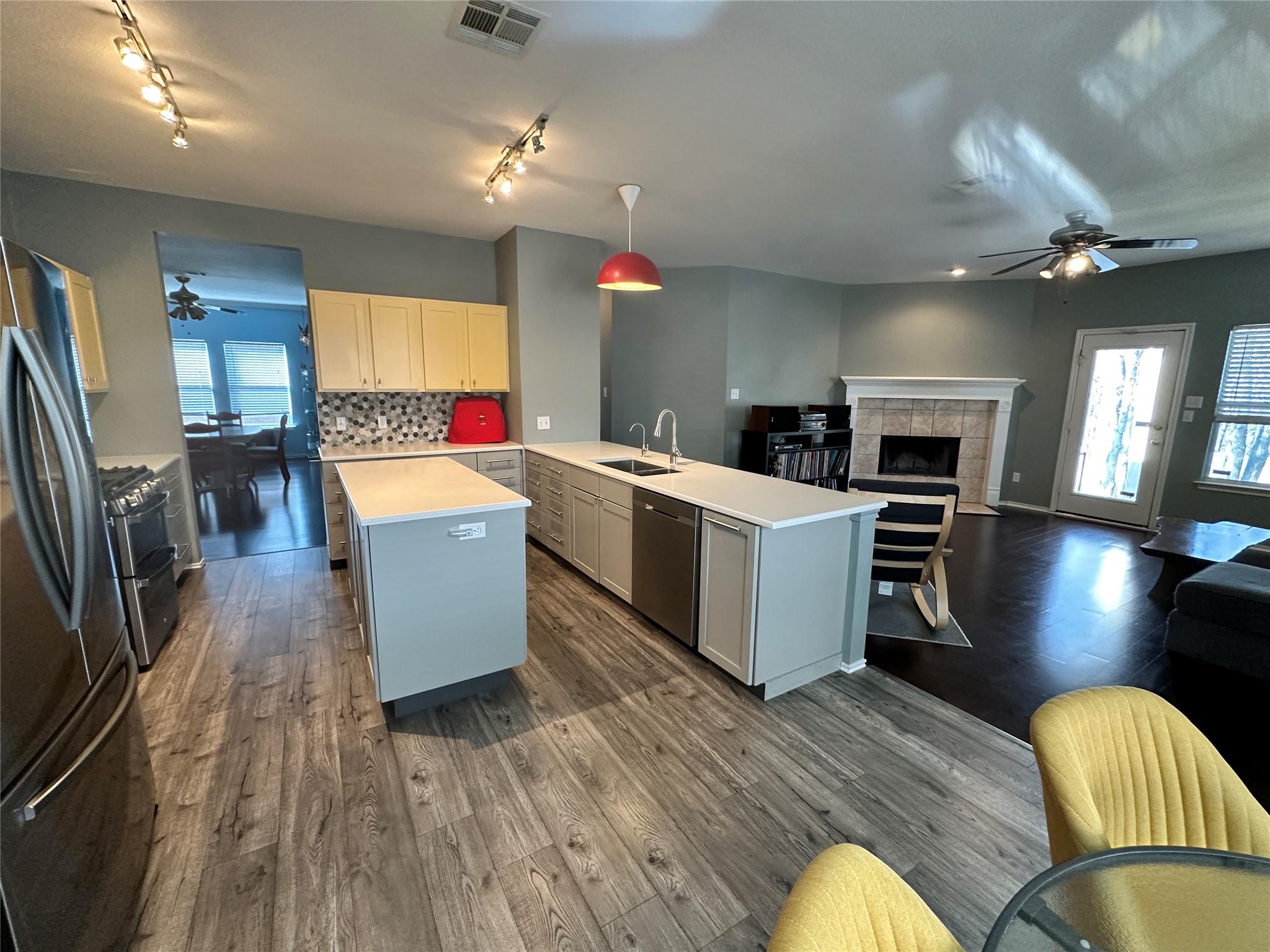 12824 Wood Lily Trl, Elgin, TX 78621