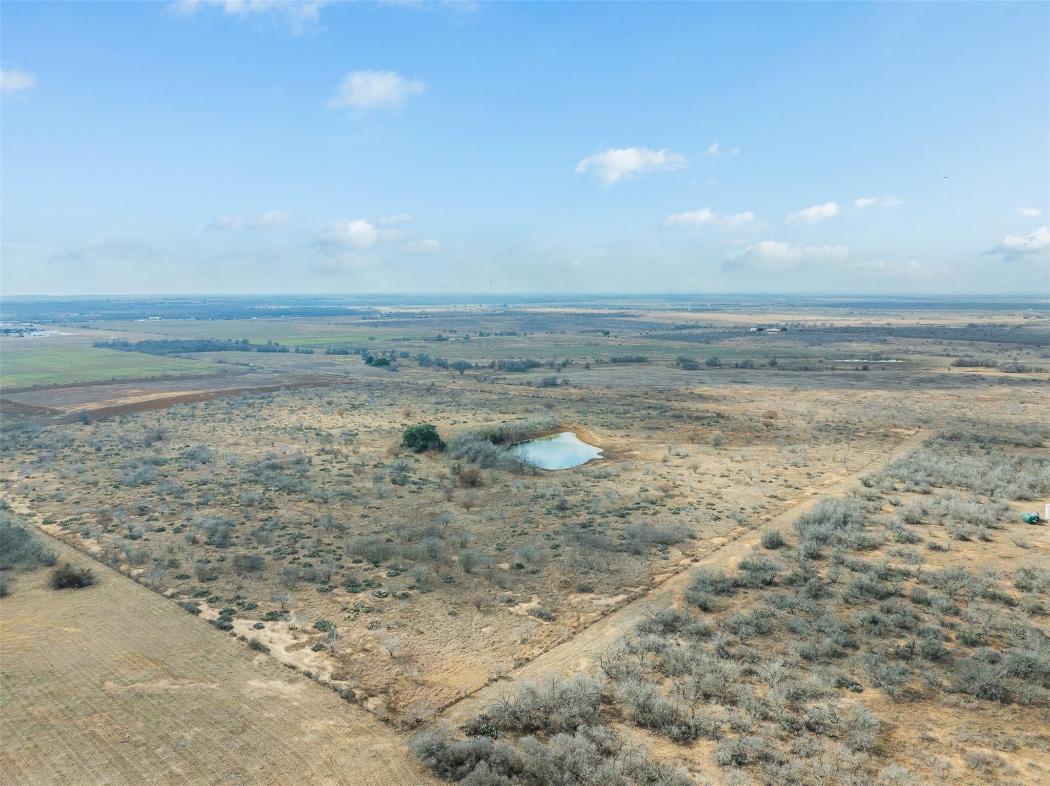 000 Political Rd, Lockhart, TX 78644