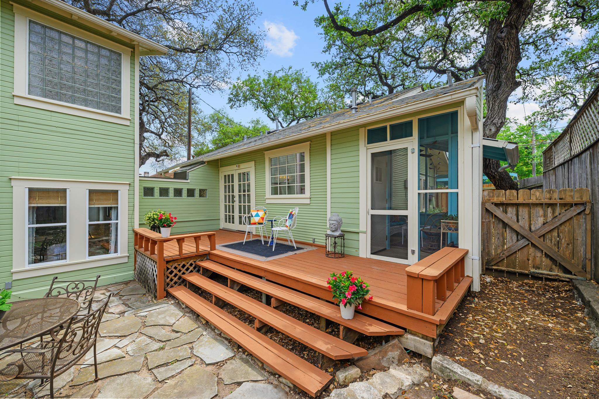 804 W Gibson St, Austin, TX 78704