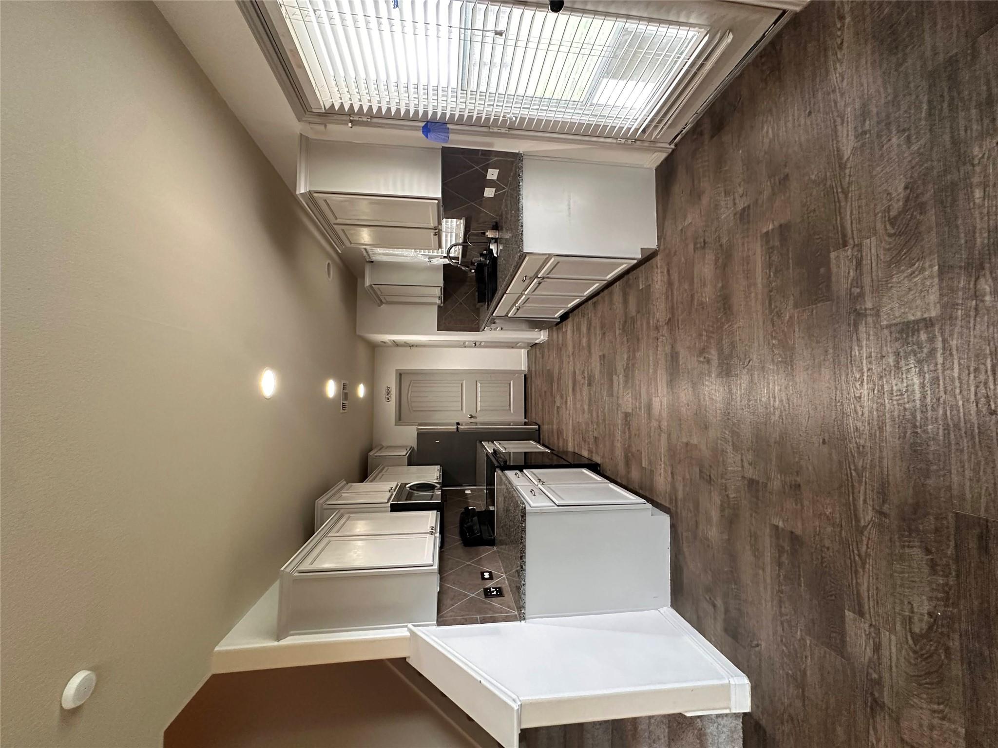 207 Liard River Rd, Hutto, TX 78634