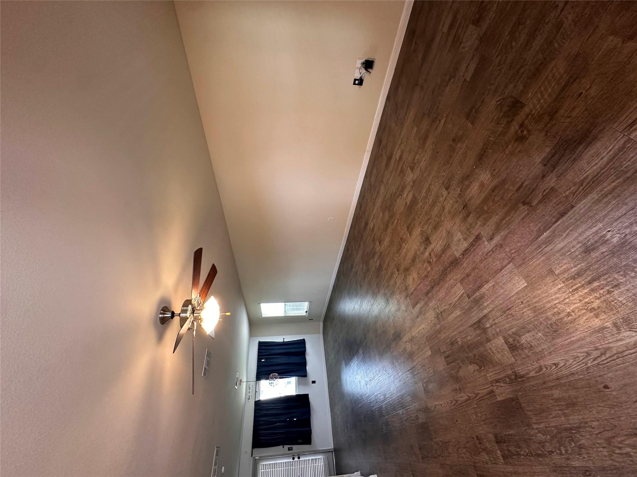 207 Liard River Rd, Hutto, TX 78634