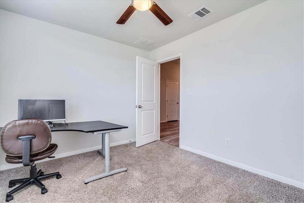 117 Balsam St, Hutto, TX 78634