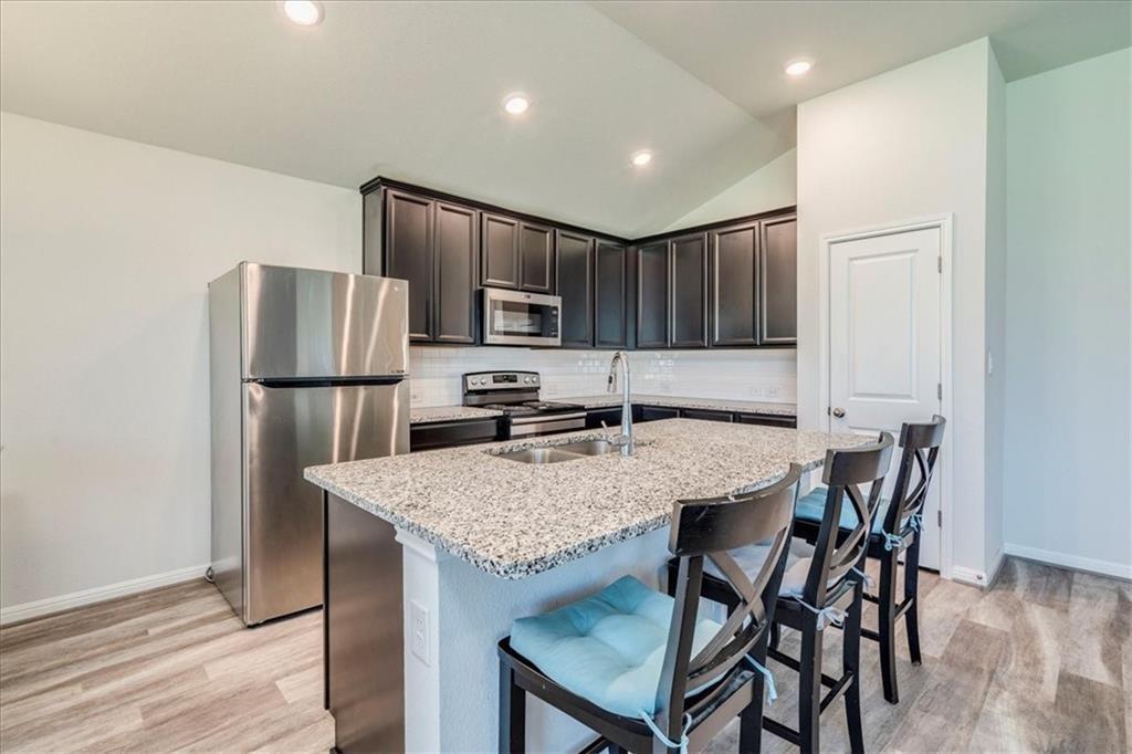 117 Balsam St, Hutto, TX 78634