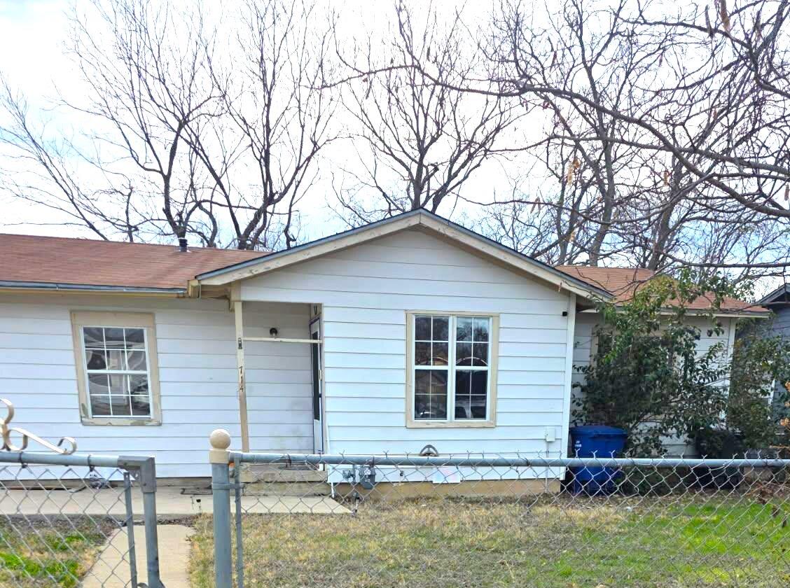 714 Mickan St, Copperas Cove, TX 76522