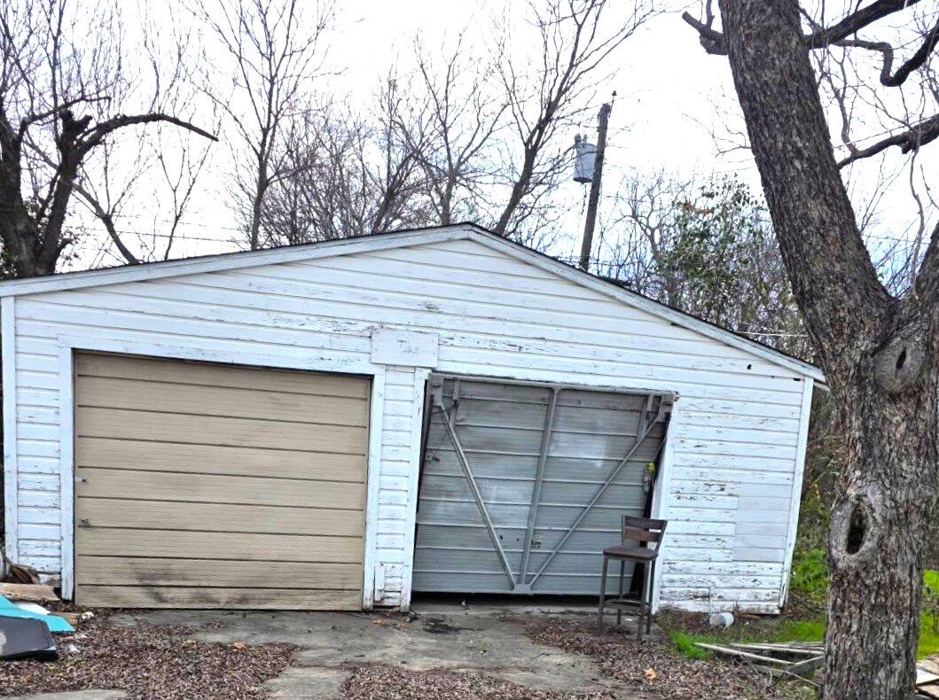 714 Mickan St, Copperas Cove, TX 76522