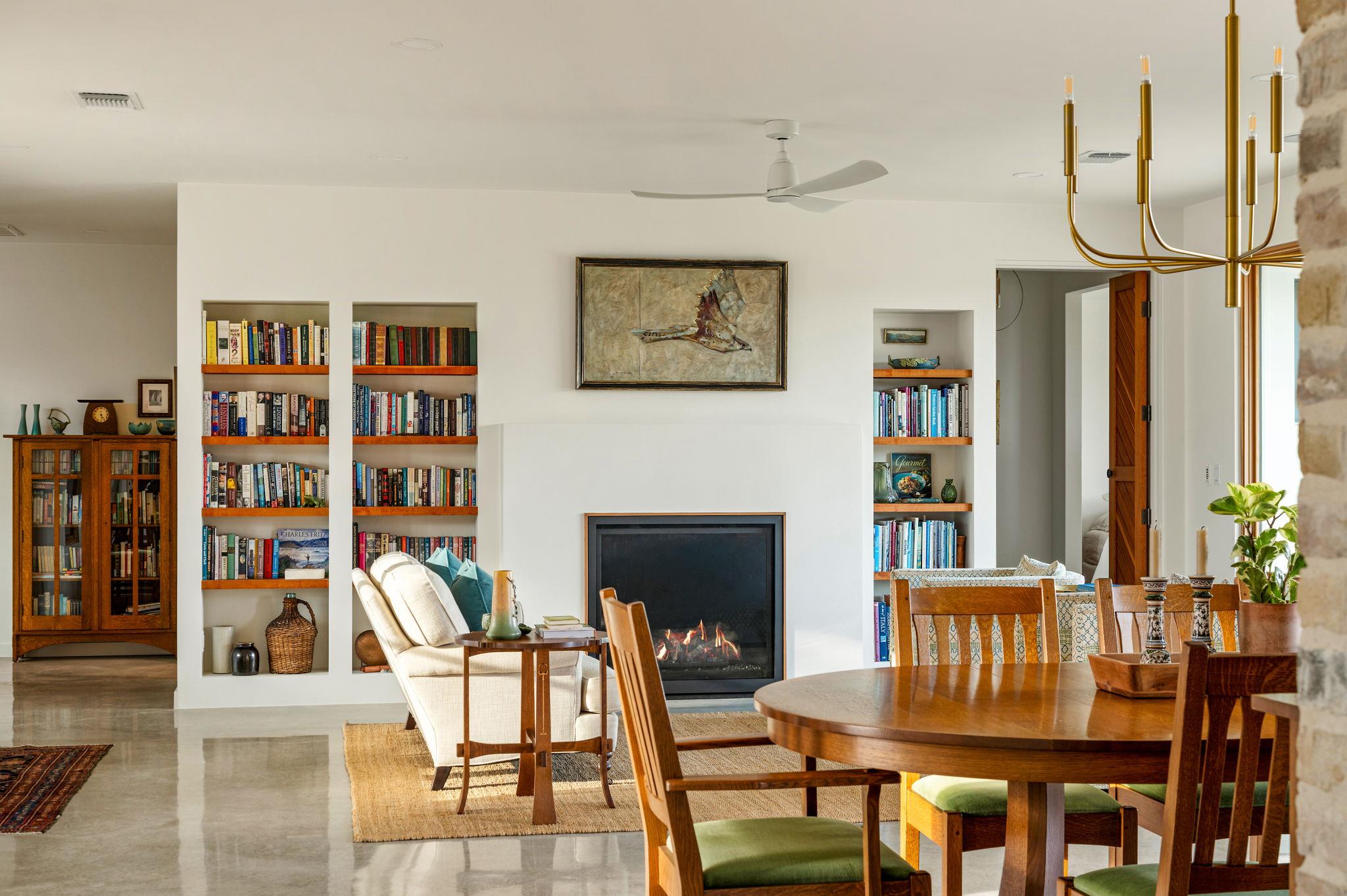 1808 Axis Cir, Fredericksburg, TX 78624